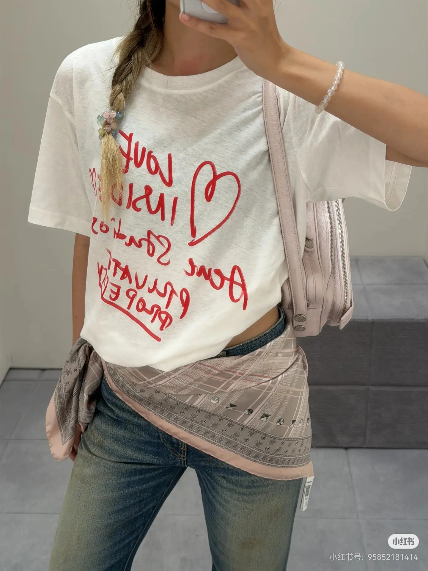 Acne Studios Heart Graphic Long-Sleeve T-Shirt D13522438 — view 8