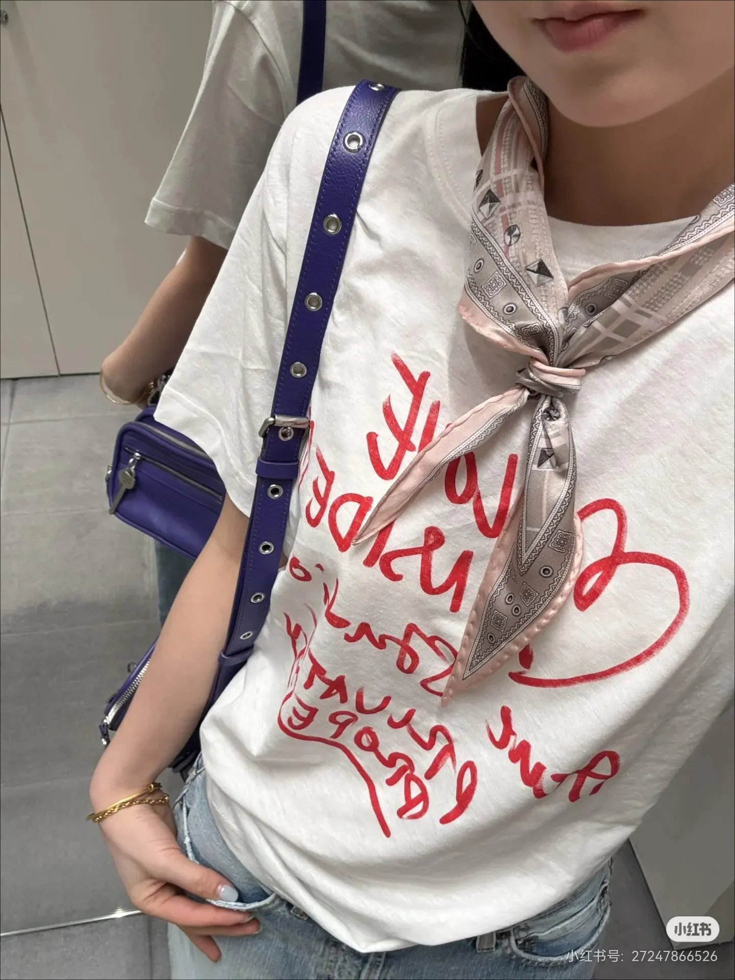 Acne Studios Heart Graphic Long-Sleeve T-Shirt D13522438 — view 9