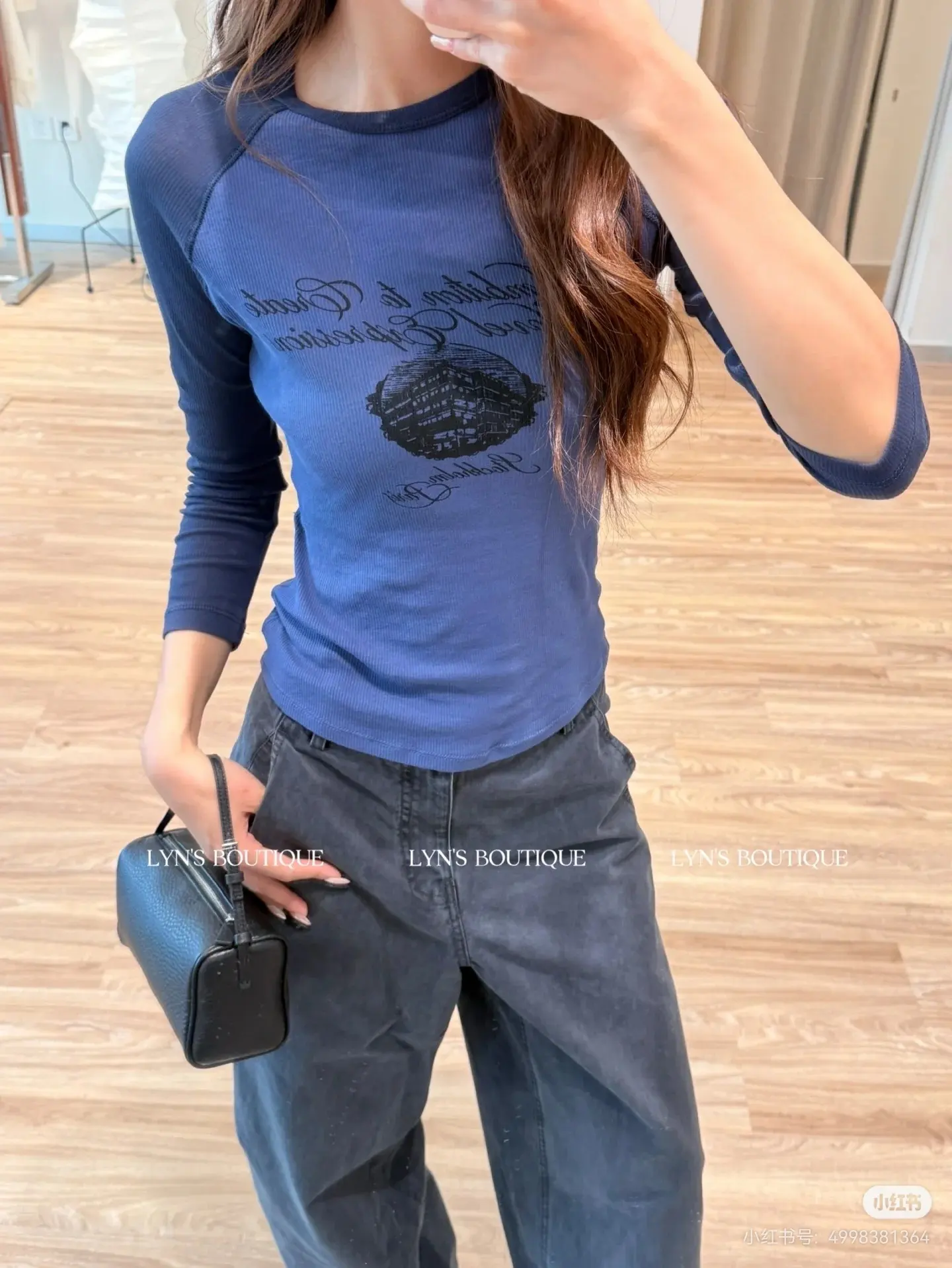 Acne Studios Raglan Sleeve Graphic T-Shirt D13522430 — view 5