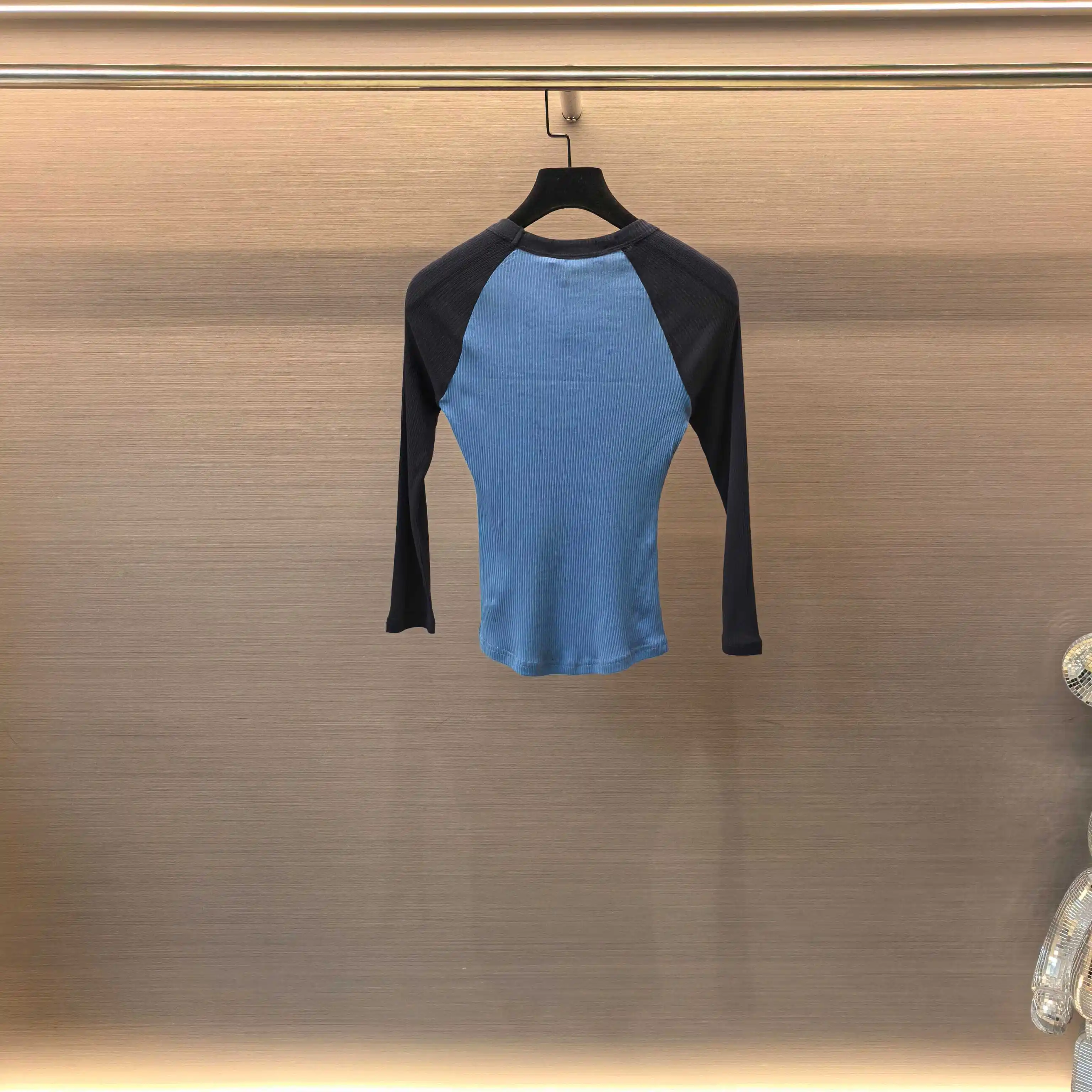 Acne Studios Raglan Graphic Ribbed T-Shirt D13522431 — view 3