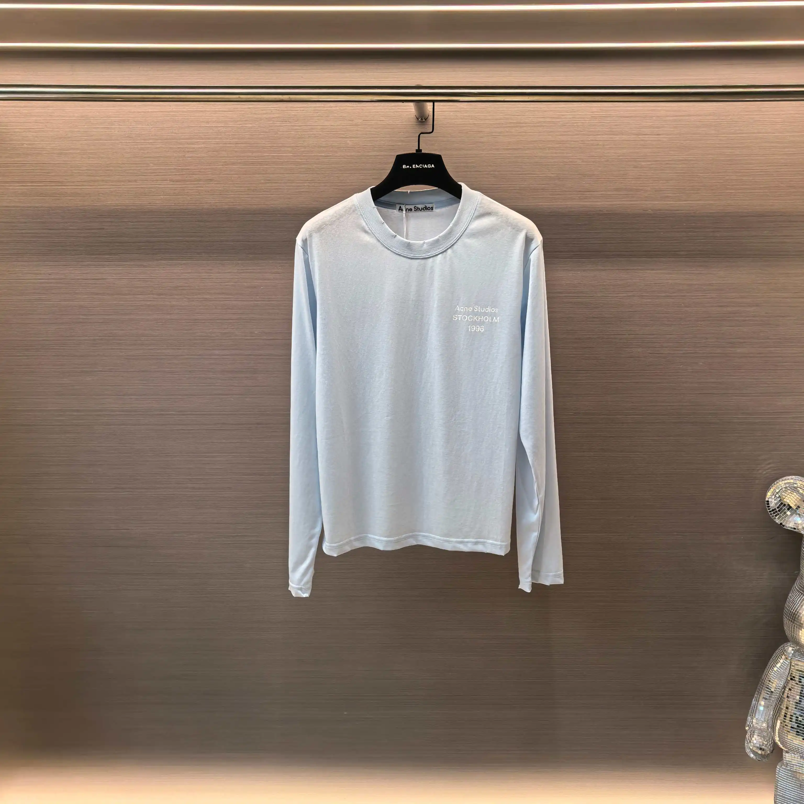 Logo Print Long-Sleeve T-Shirt D13522501 — view 2
