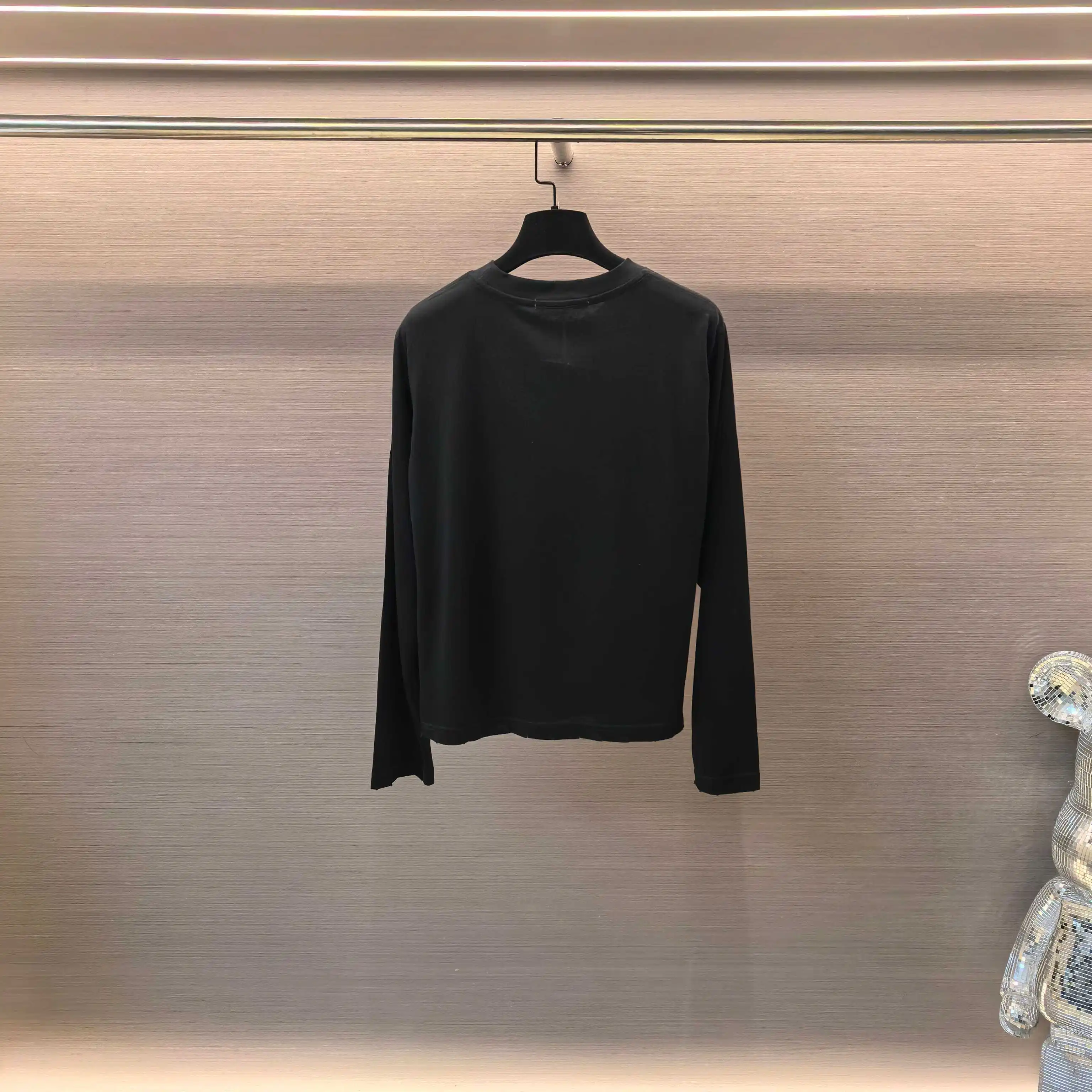 Logo Print Long-Sleeve T-Shirt D13522500 — view 3