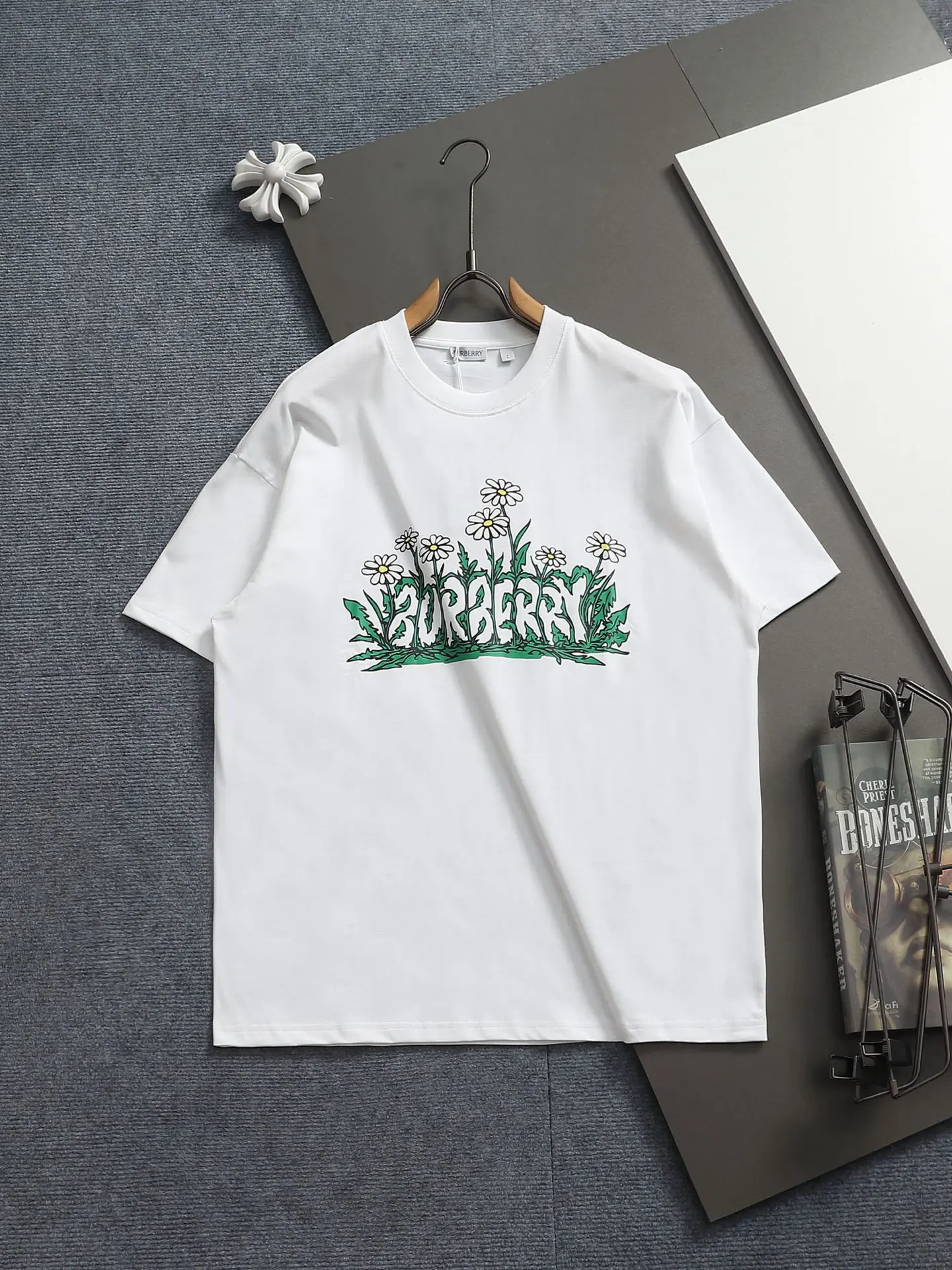 Floral Logo Graphic T-Shirt D13513287
