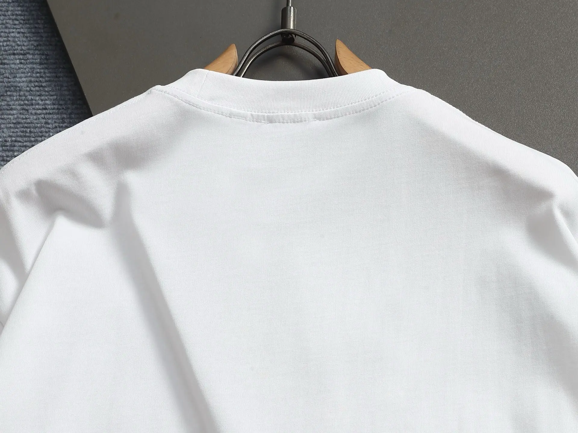 Floral Logo Graphic T-Shirt D13513287 — view 10