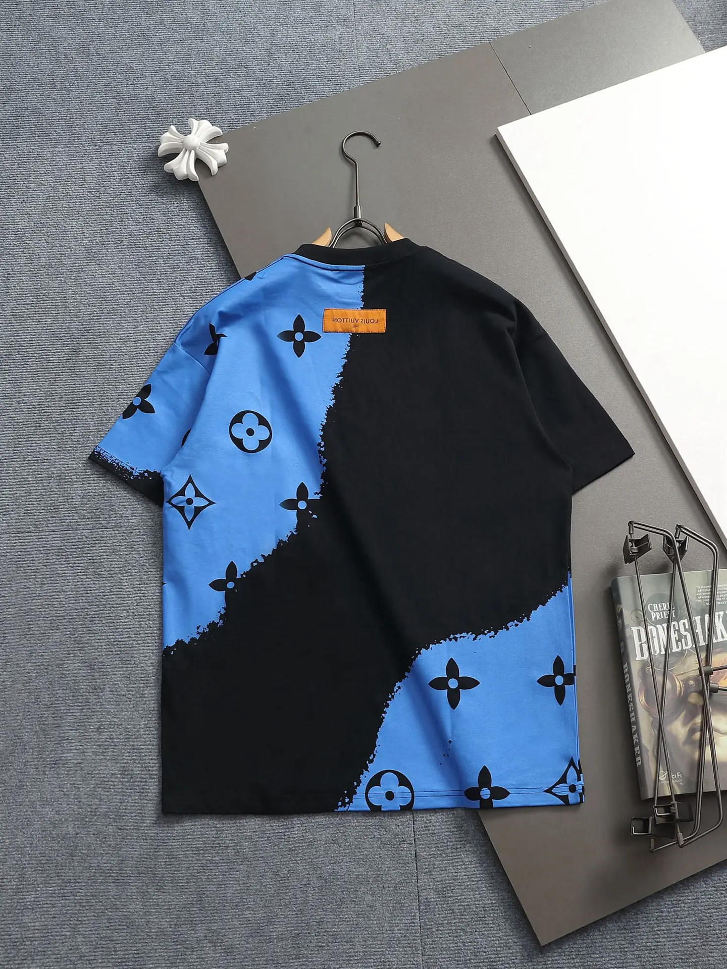 Monogram Print Cotton T-Shirt D13513285 — view 2