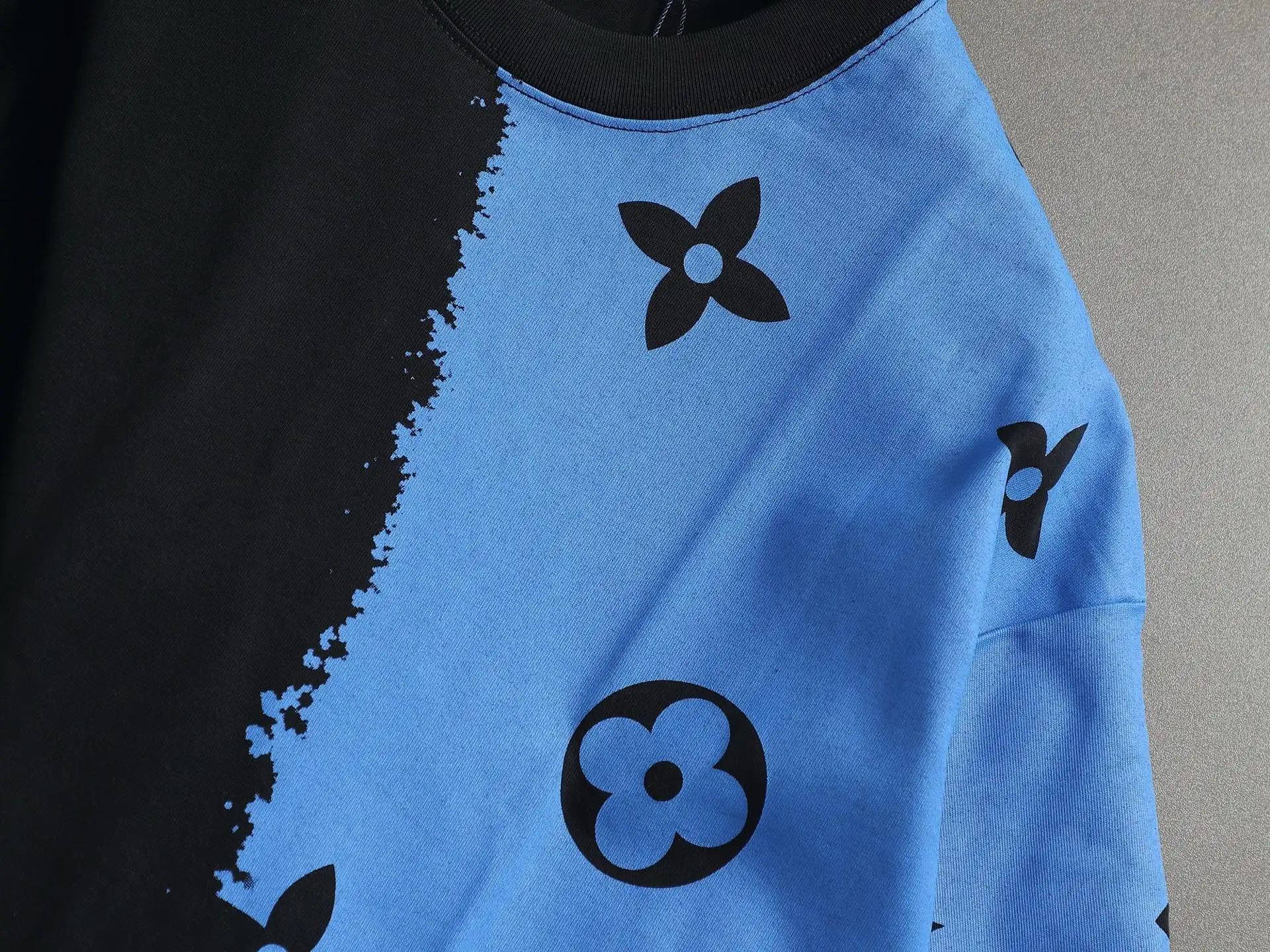 Monogram Print Cotton T-Shirt D13513285 — view 5