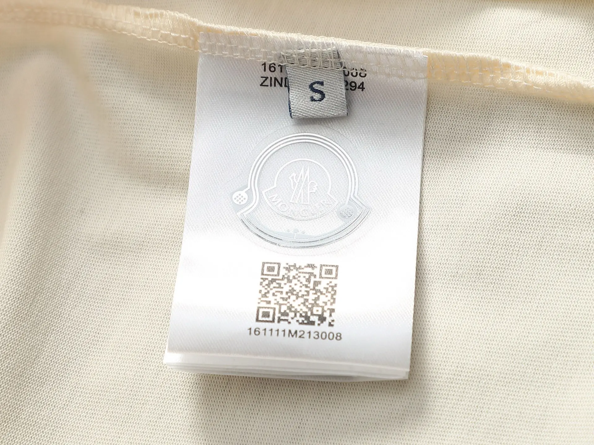 Logo Embroidered Mountain Print T-Shirt D13513274 — view 10