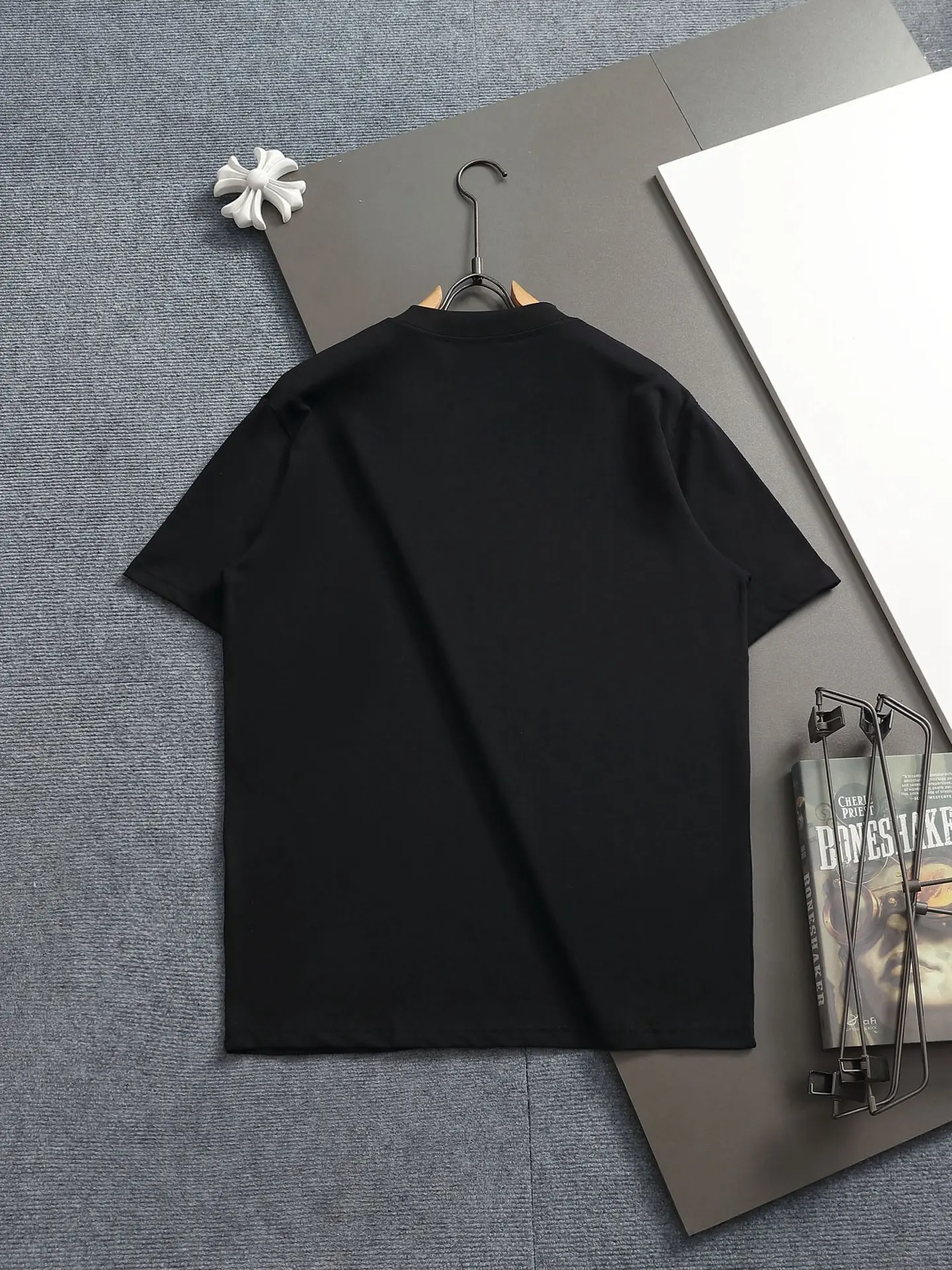 Logo Graphic Print Cotton T-Shirt D13513280 — view 2