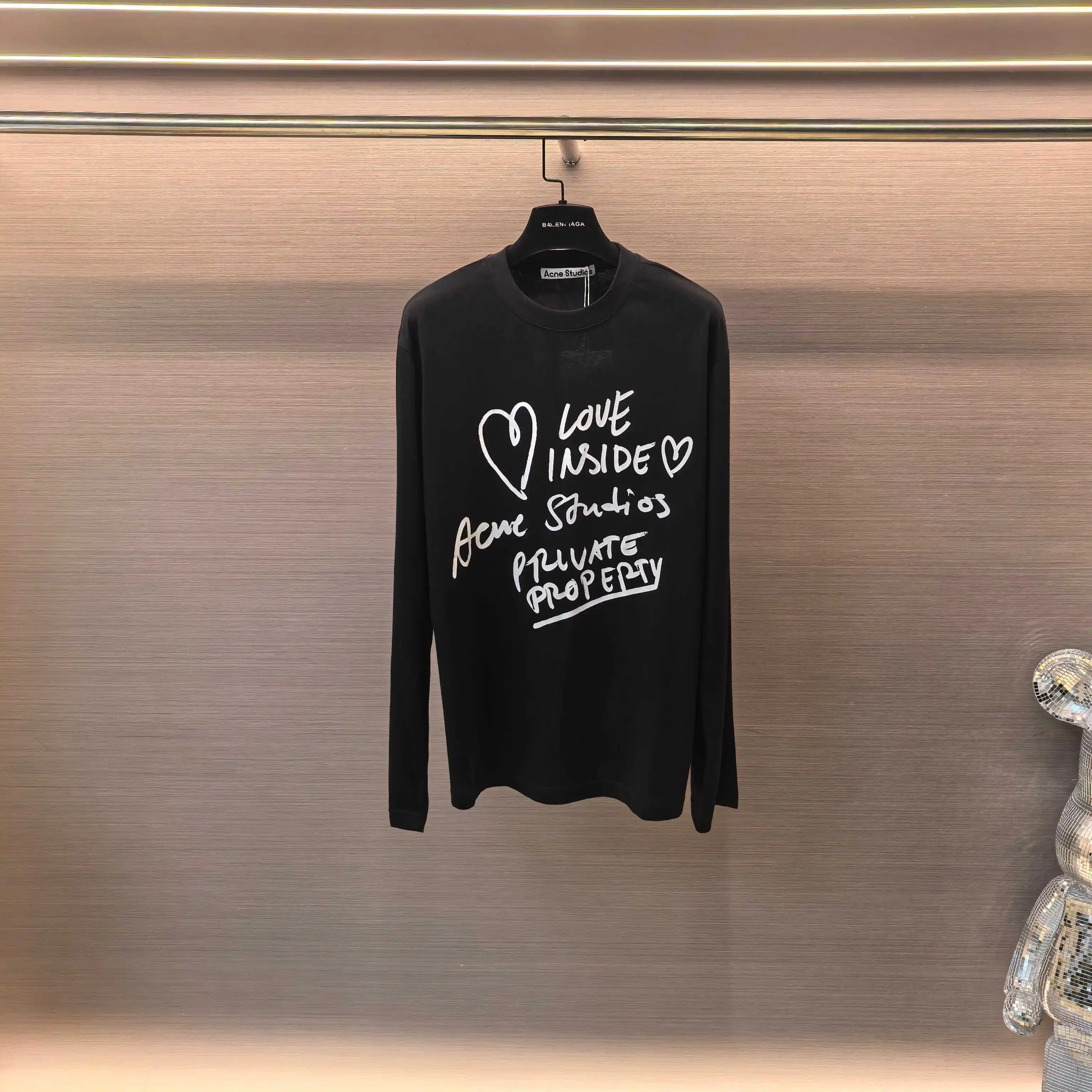 Love Inside Slogan Long-Sleeve T-Shirt D14022440 — view 2