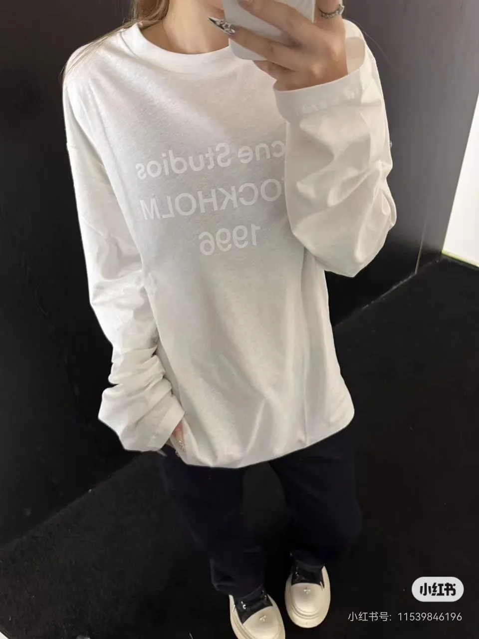 1996 Logo-Print Linen-Blend Long-Sleeve T-Shirt D14022458 — view 8
