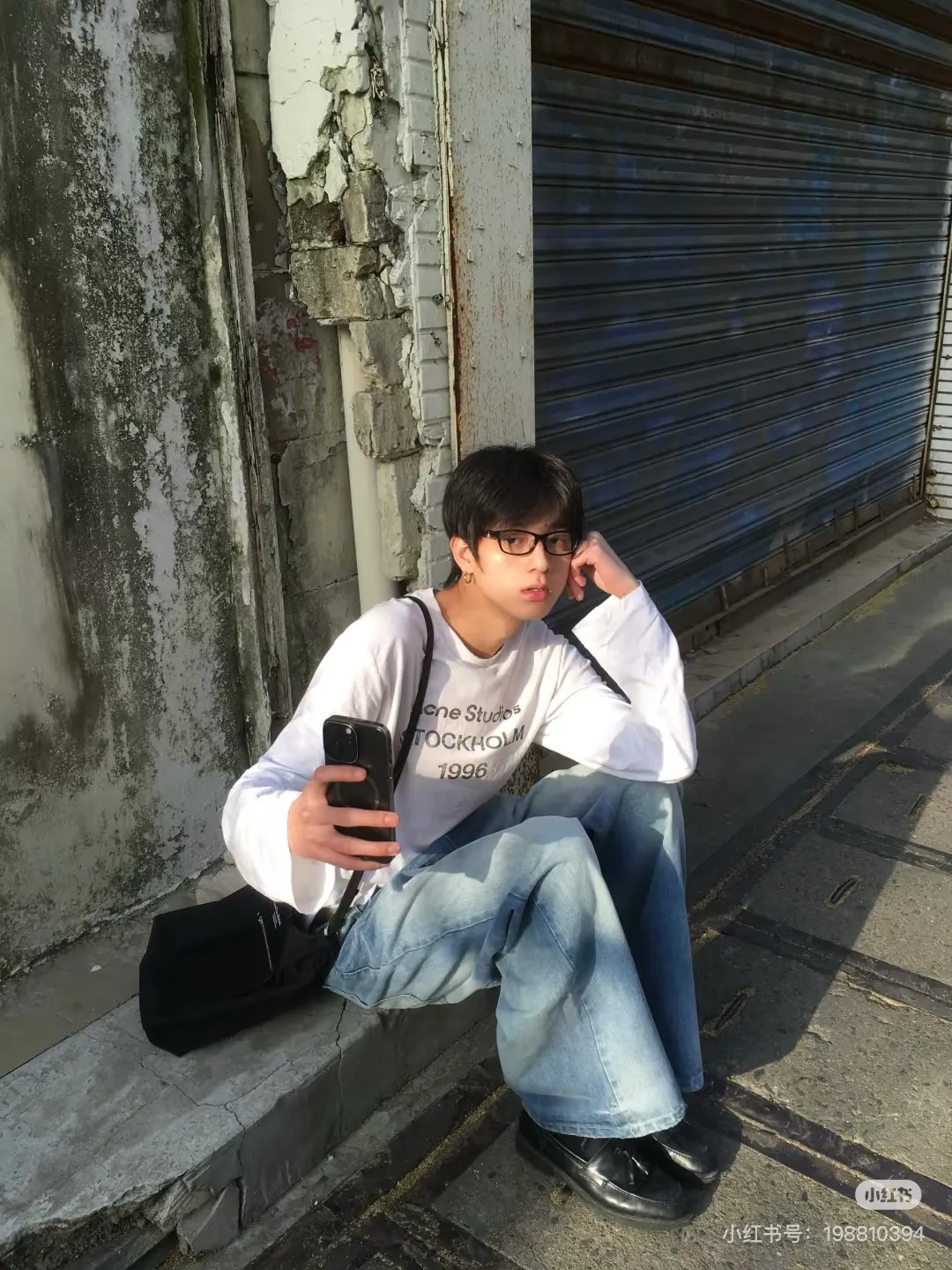 1996 Logo Distressed Long-Sleeve T-Shirt D14022536 — view 4