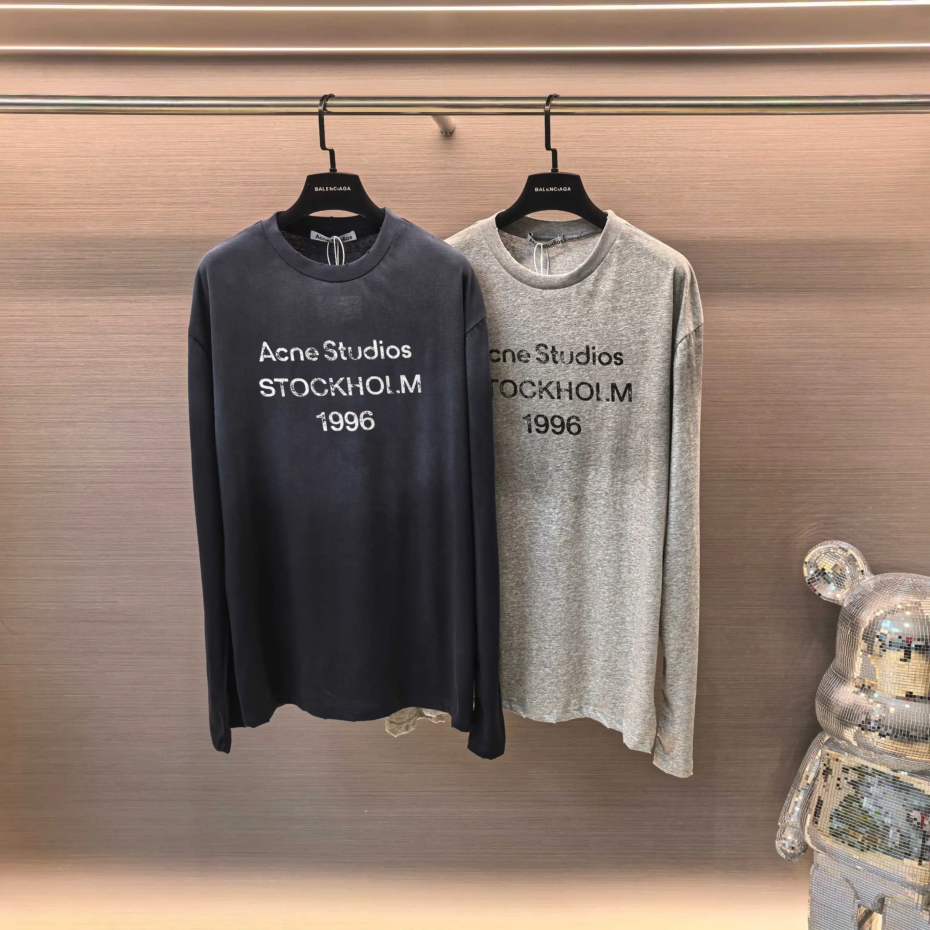 1996 Logo Long-Sleeve T-Shirt D14022521