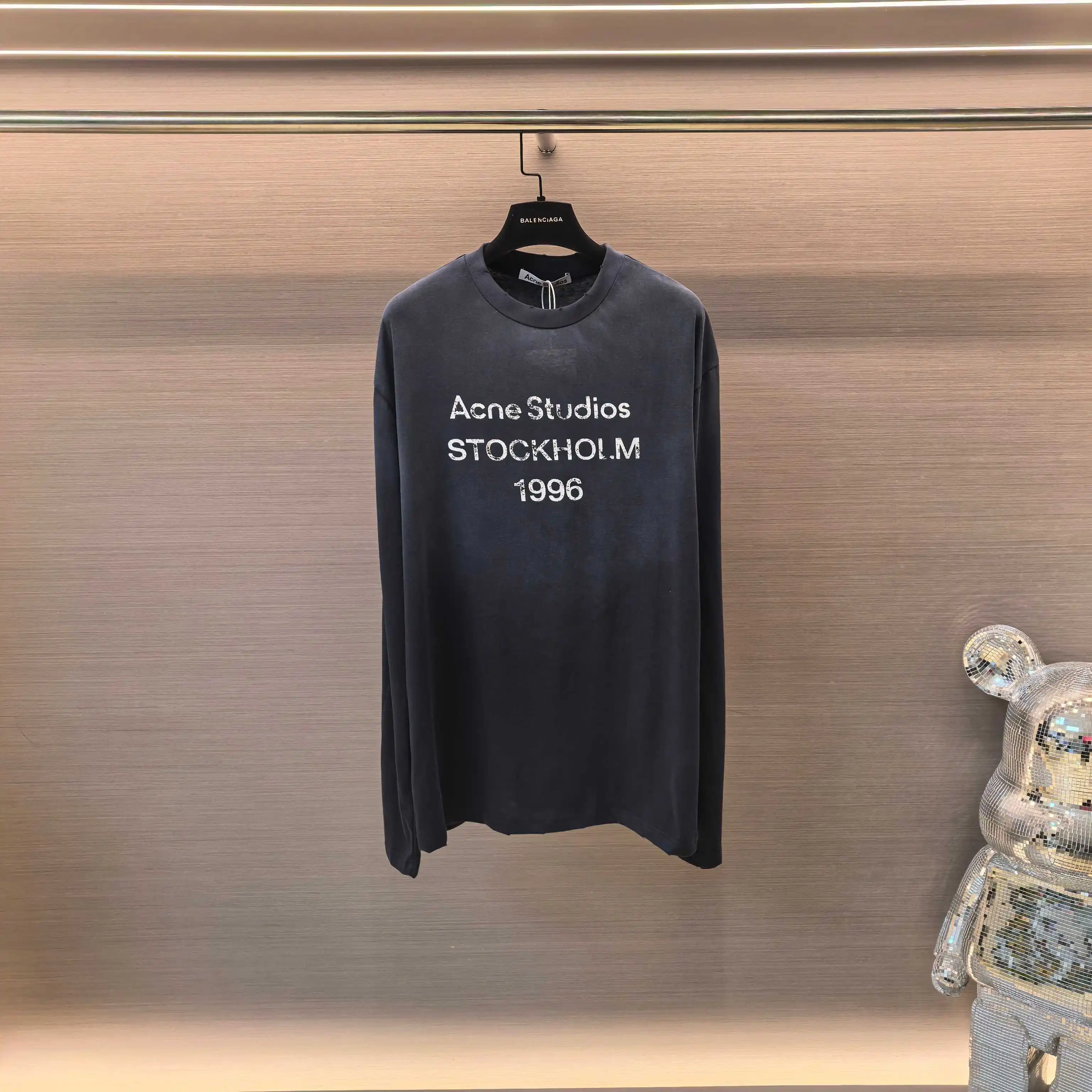 1996 Logo Long-Sleeve T-Shirt D14022521 — view 2