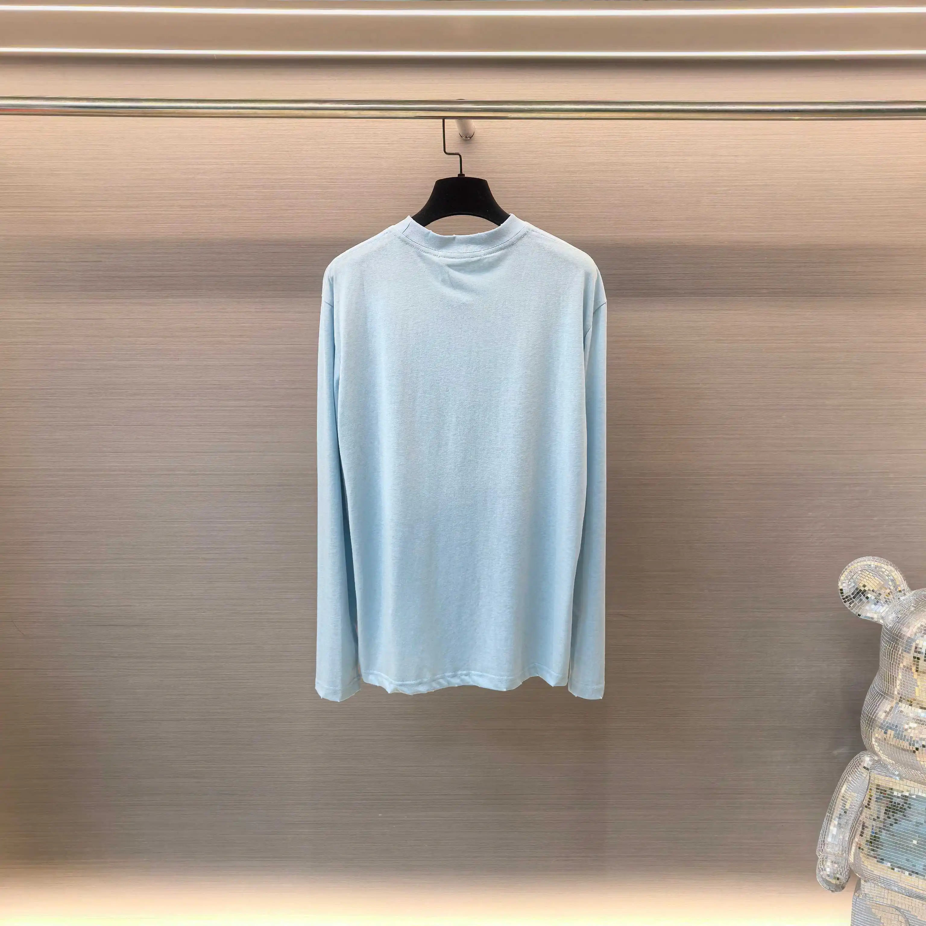 1996 Logo Distressed Long-Sleeve T-Shirt D14022534 — view 3