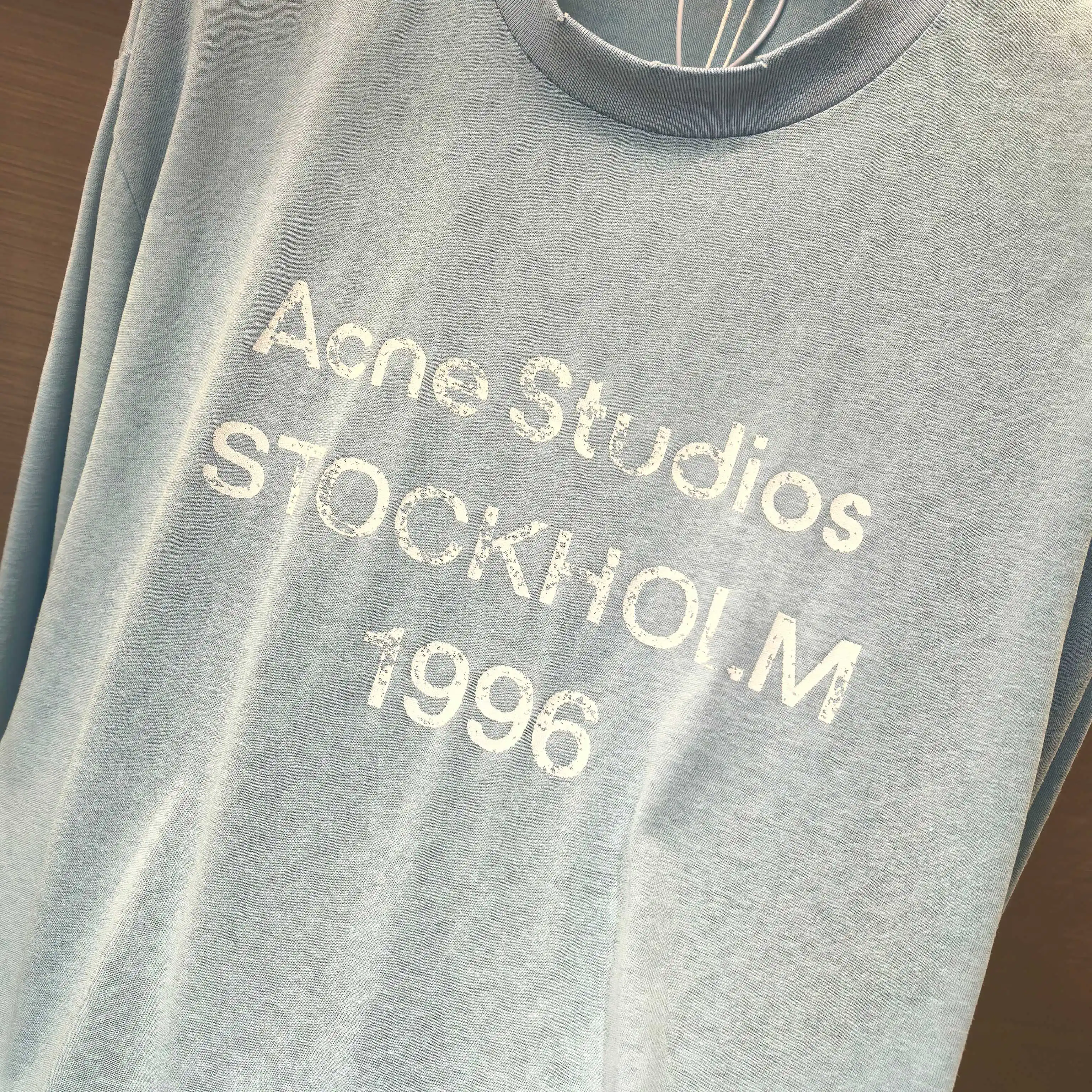 1996 Logo Distressed Long-Sleeve T-Shirt D14022534 — view 5