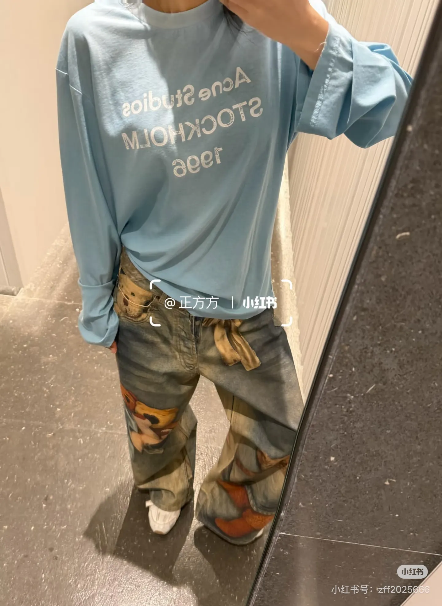 1996 Logo Distressed Long-Sleeve T-Shirt D14022532