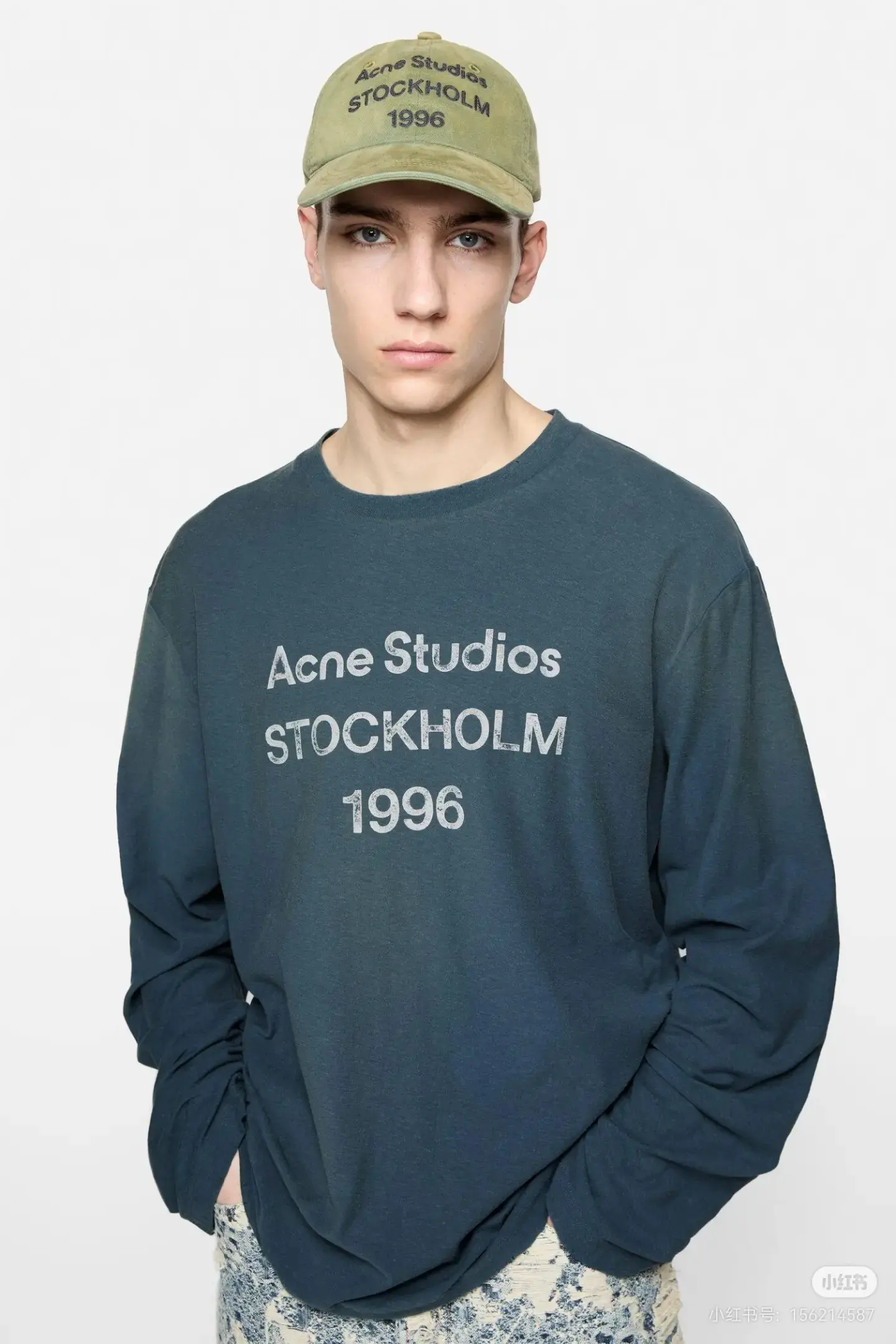 1996 Logo Distressed Long-Sleeve T-Shirt D14022524