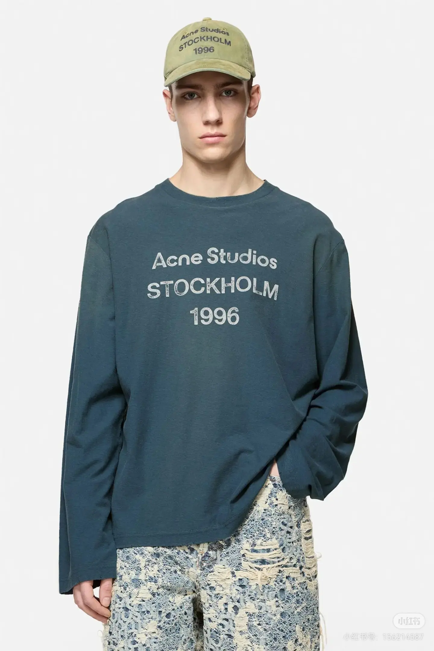 1996 Logo Distressed Long-Sleeve T-Shirt D14022524 — view 6