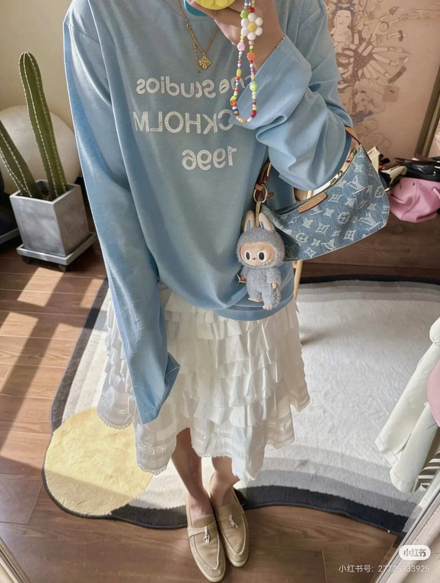 1996 Distressed Logo Long-Sleeve T-Shirt D14022530 — view 5