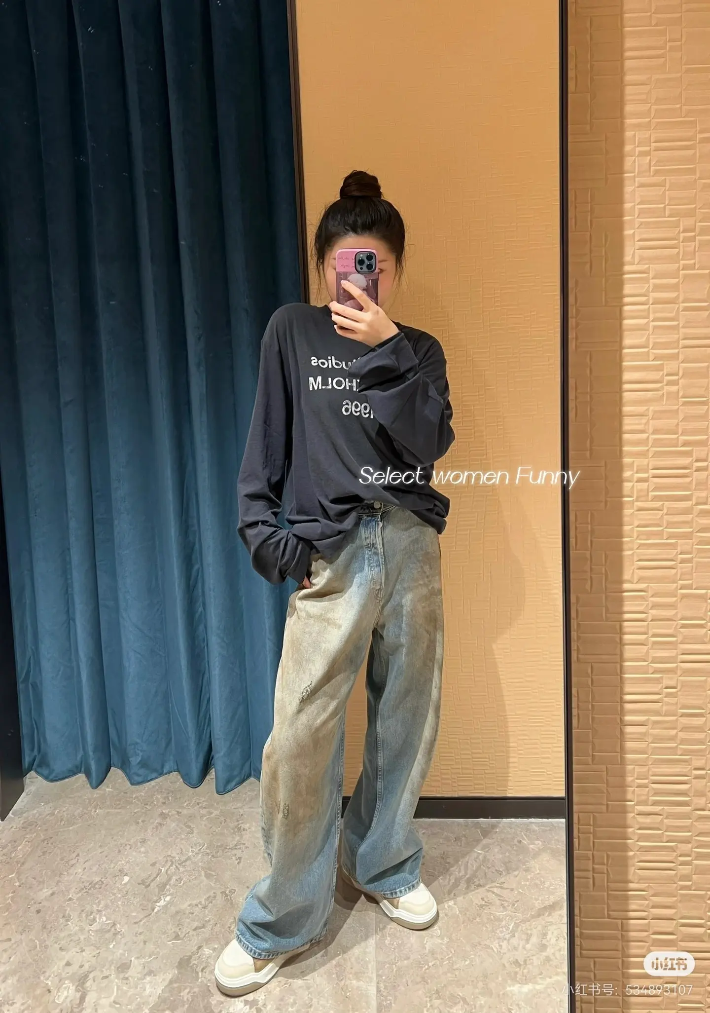 1996 Logo Distressed Long-Sleeve T-Shirt D14022523 — view 8