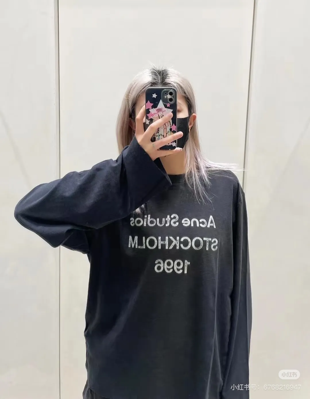 1996 Logo Distressed Long-Sleeve T-Shirt D14022529 — view 4