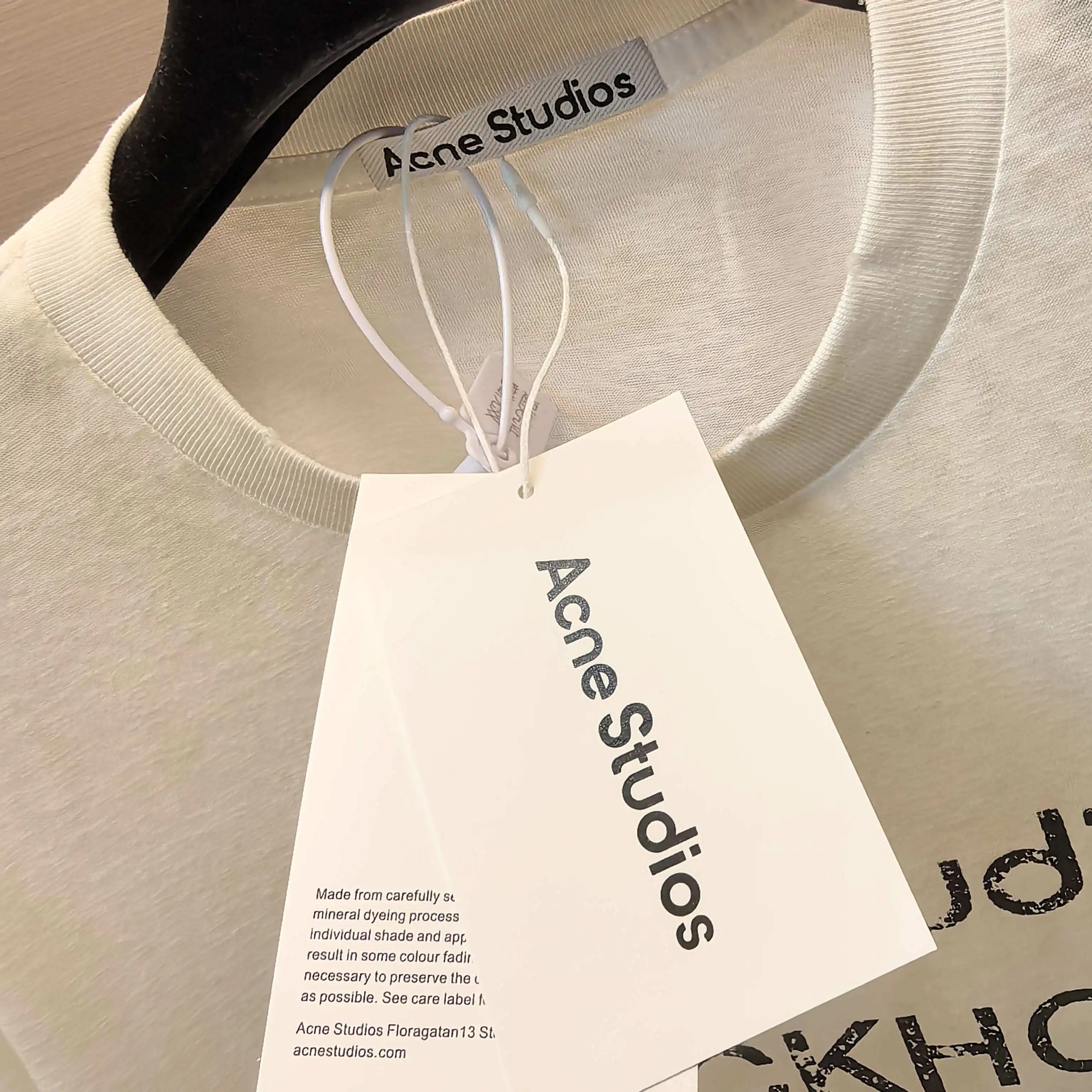1996 Logo Long-Sleeve T-Shirt D14022535 — view 5