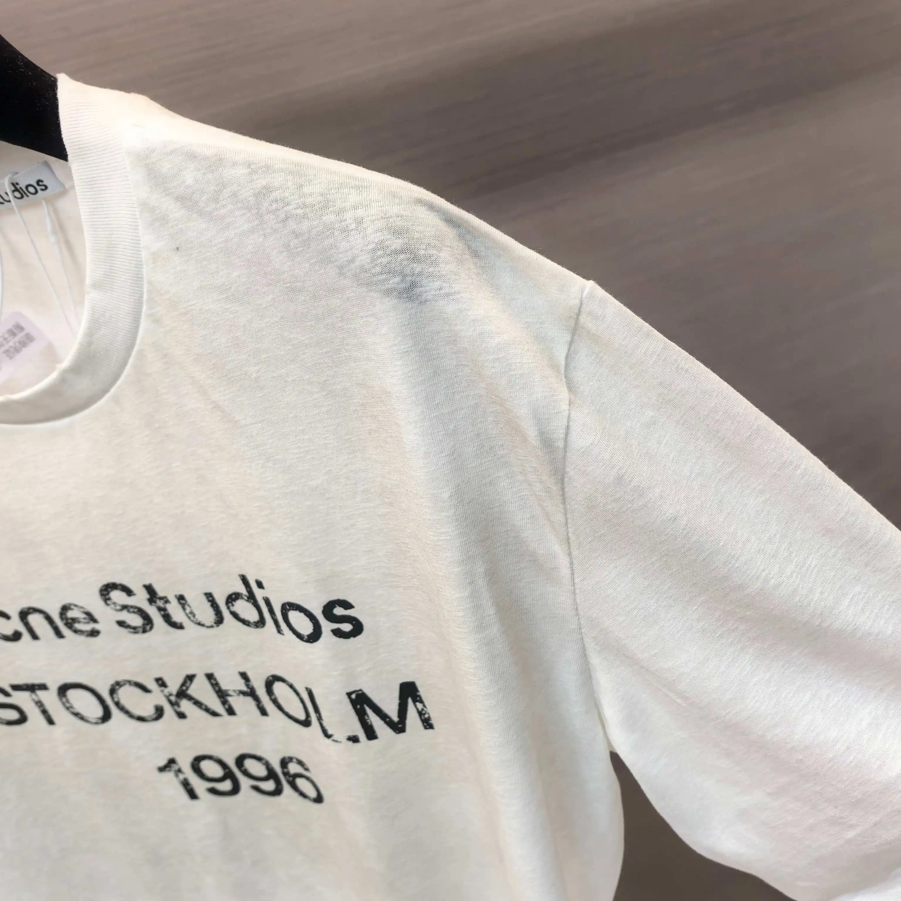 1996 Logo Long-Sleeve T-Shirt D14022535 — view 7
