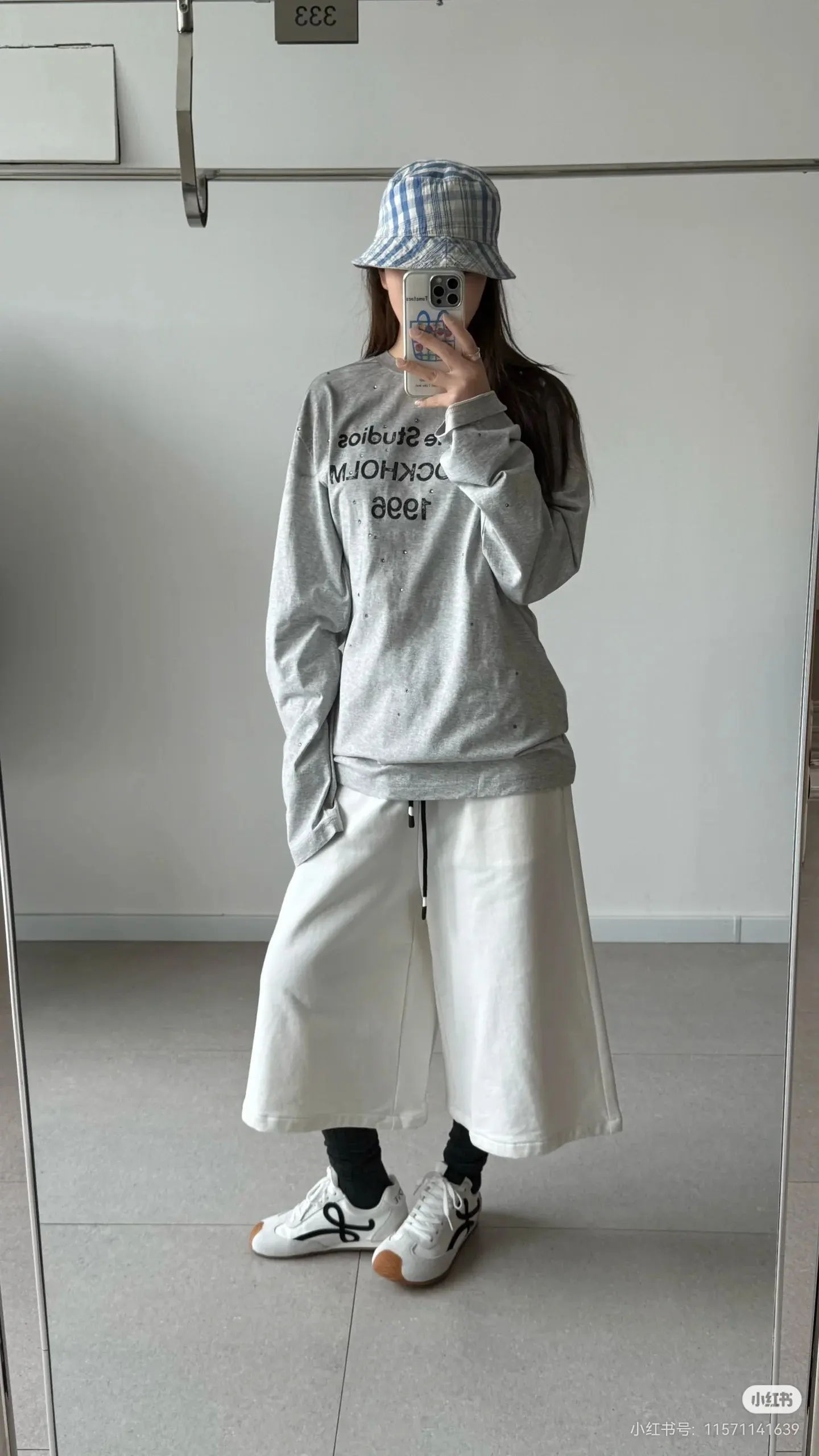 1996 Logo Oversized Long-Sleeve T-Shirt D14022518 — view 3