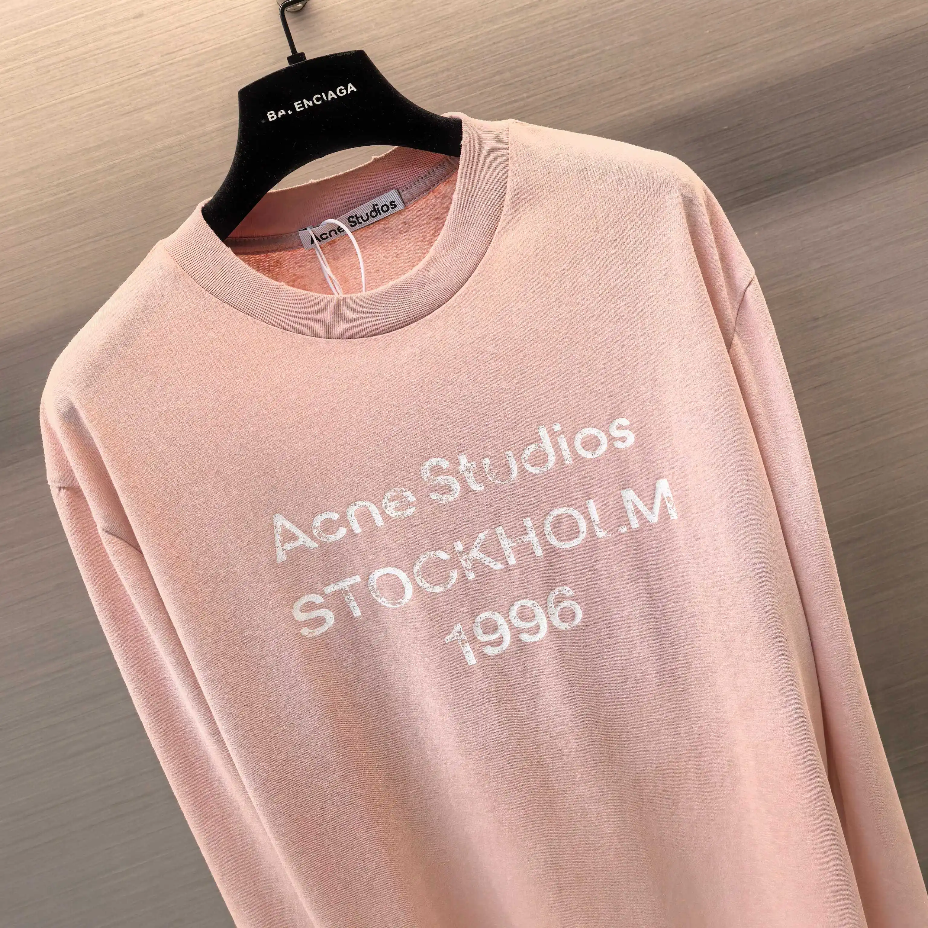 1996 Logo Long-Sleeve T-Shirt D14022539 — view 4