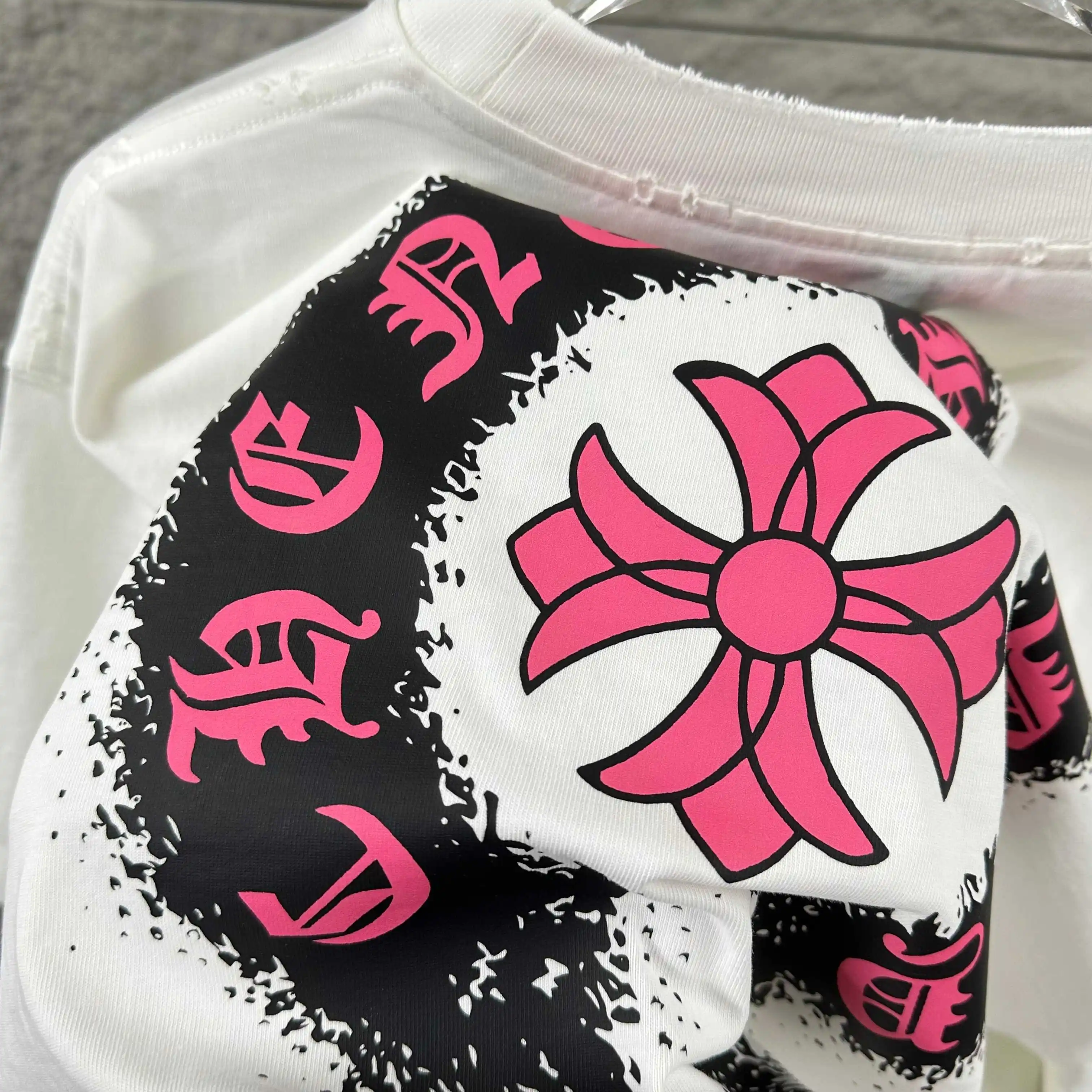 Distressed Logo Graphic Cotton T-Shirt D14512096 — view 4