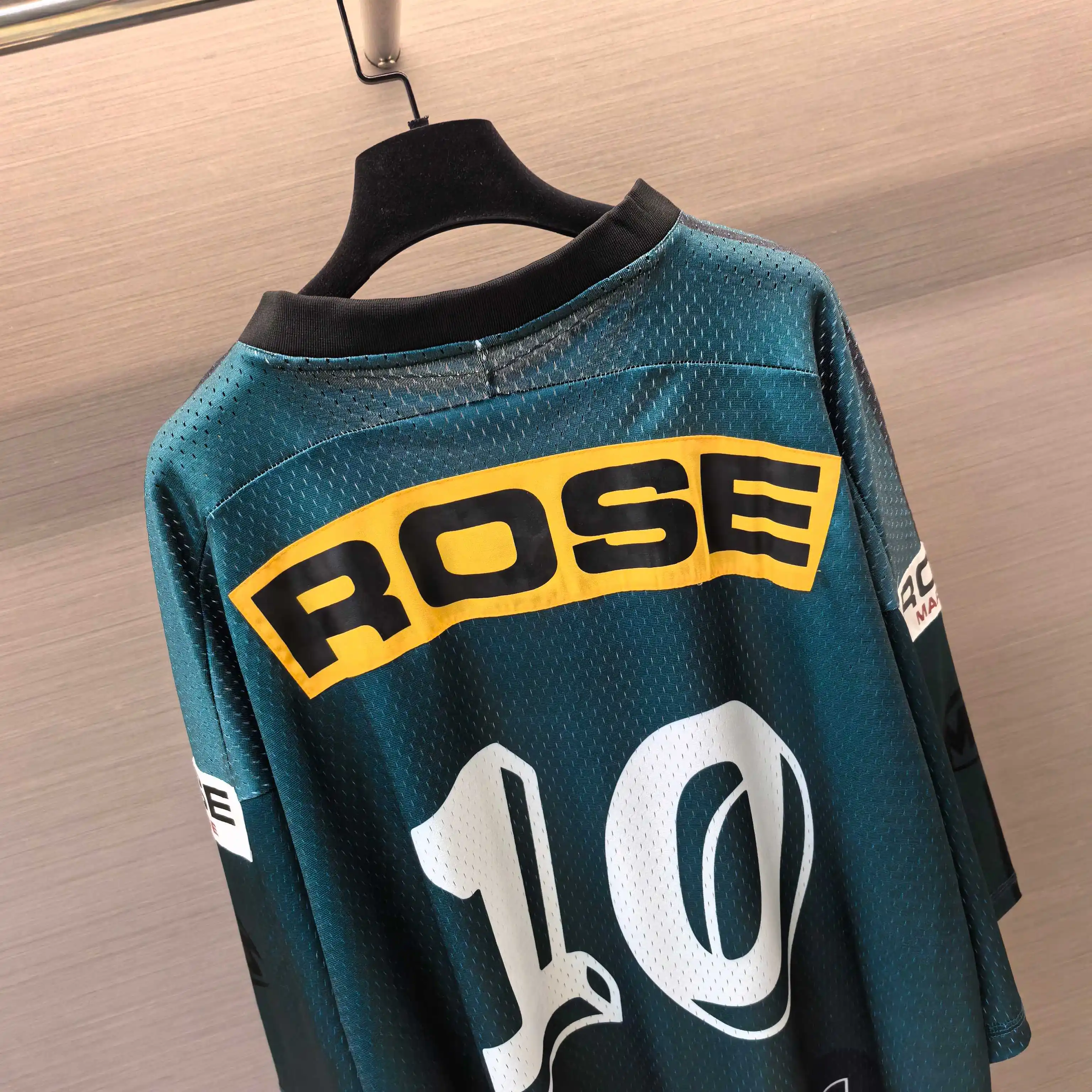 Martine Rose Oversized Striped Football Jersey D14522494 — view 6