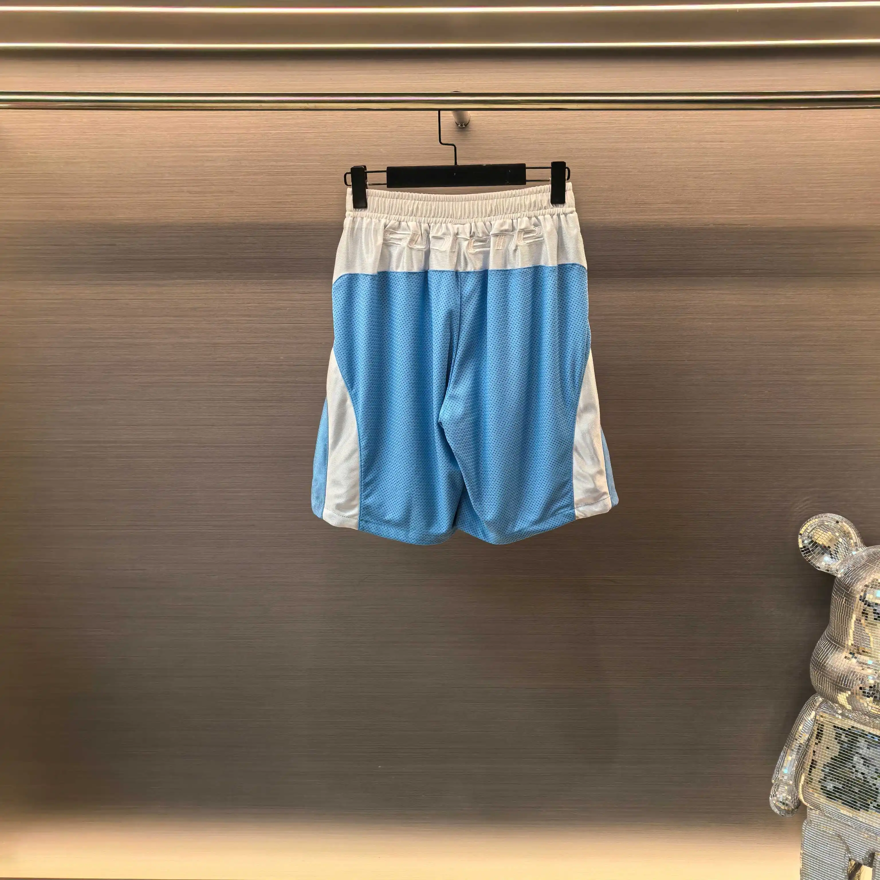 Supreme x Jordan Mesh Football Jersey and Shorts Set D14522322 — view 4