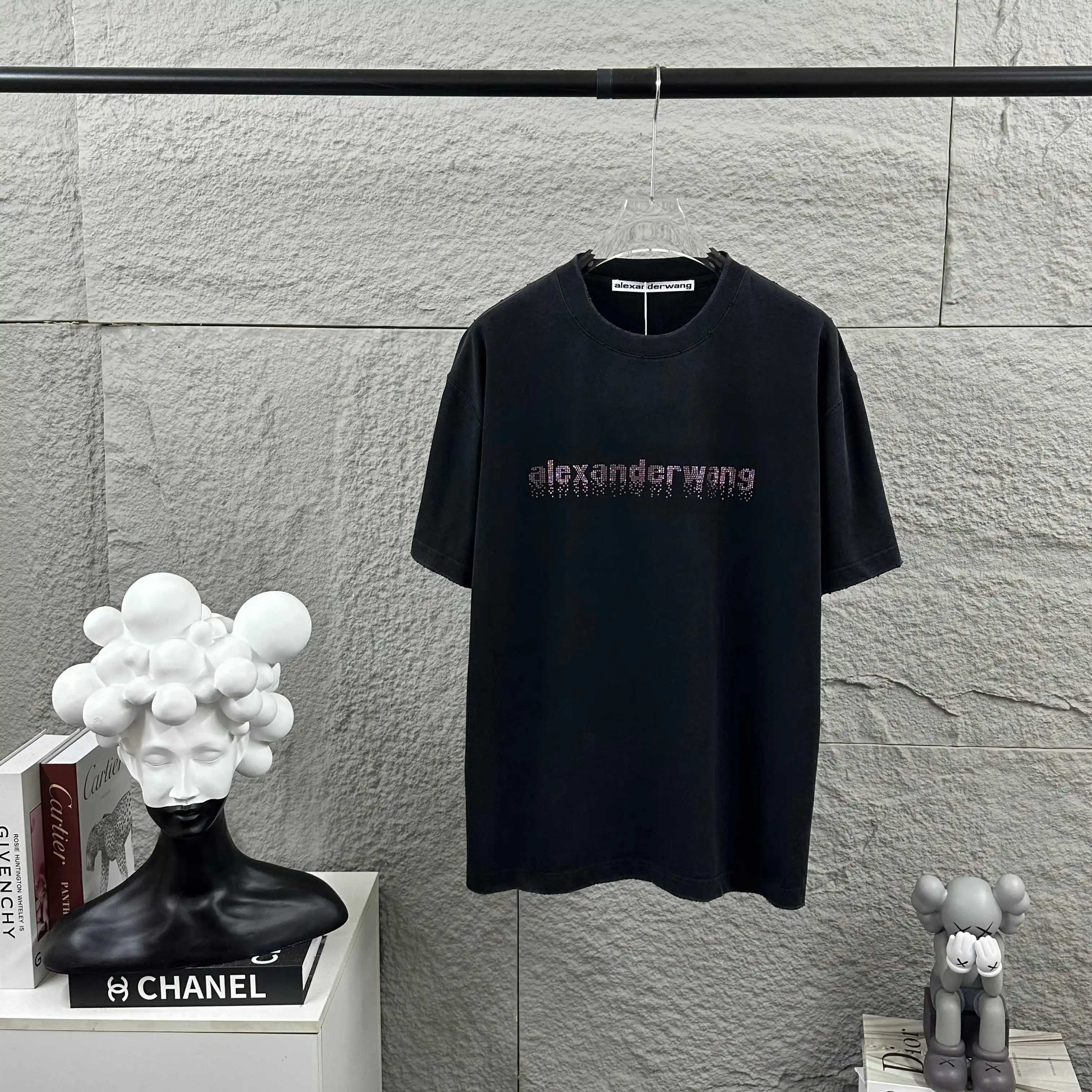 Hot-Fix Logo Distressed Cotton T-Shirt D14512089