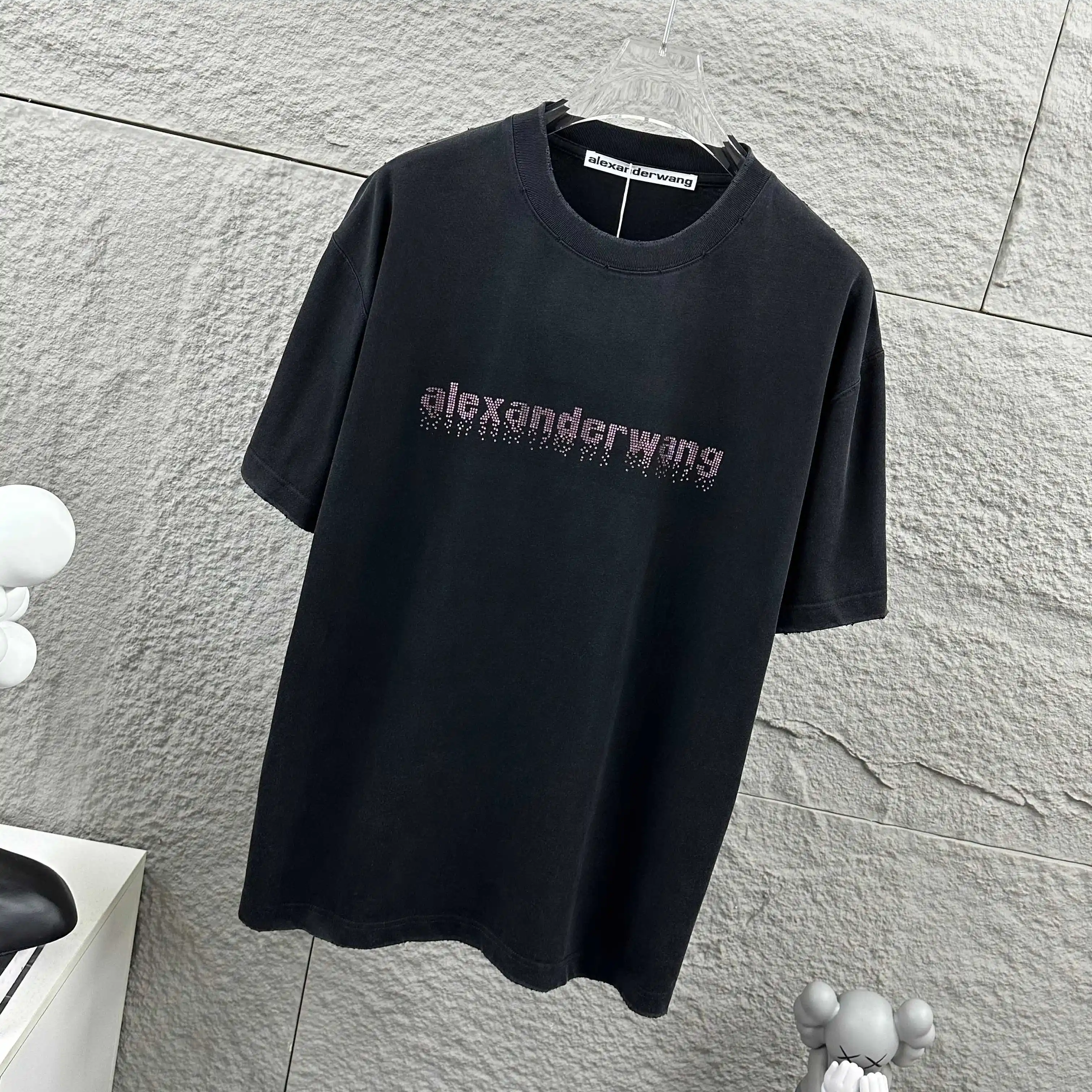 Hot-Fix Logo Distressed Cotton T-Shirt D14512089 — view 2