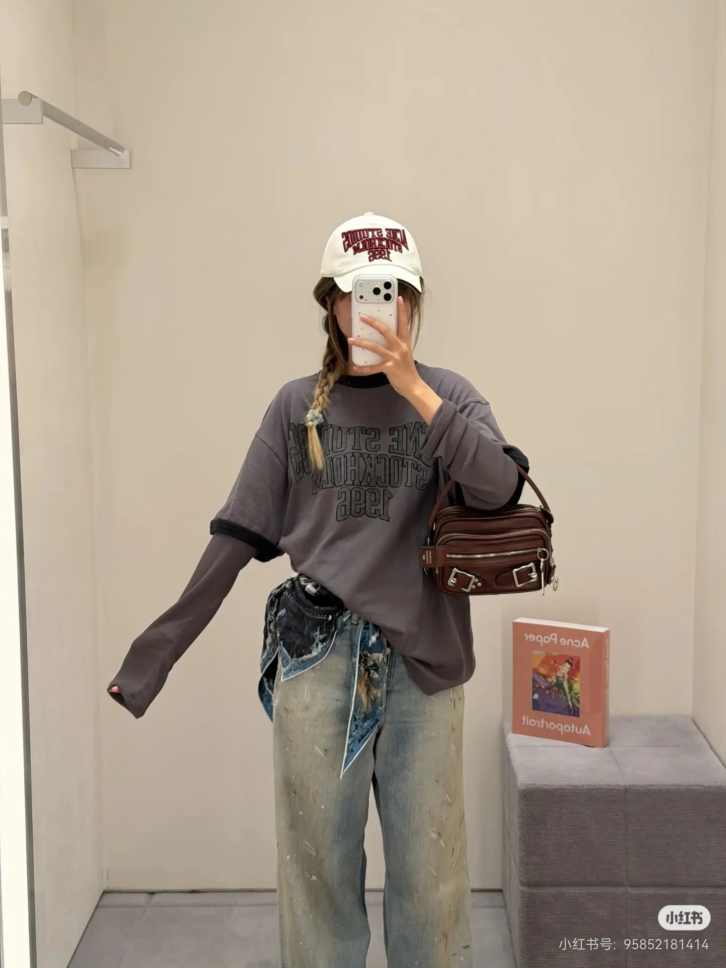 Logo Print Layered Long-Sleeve T-Shirt D15022447 — view 4