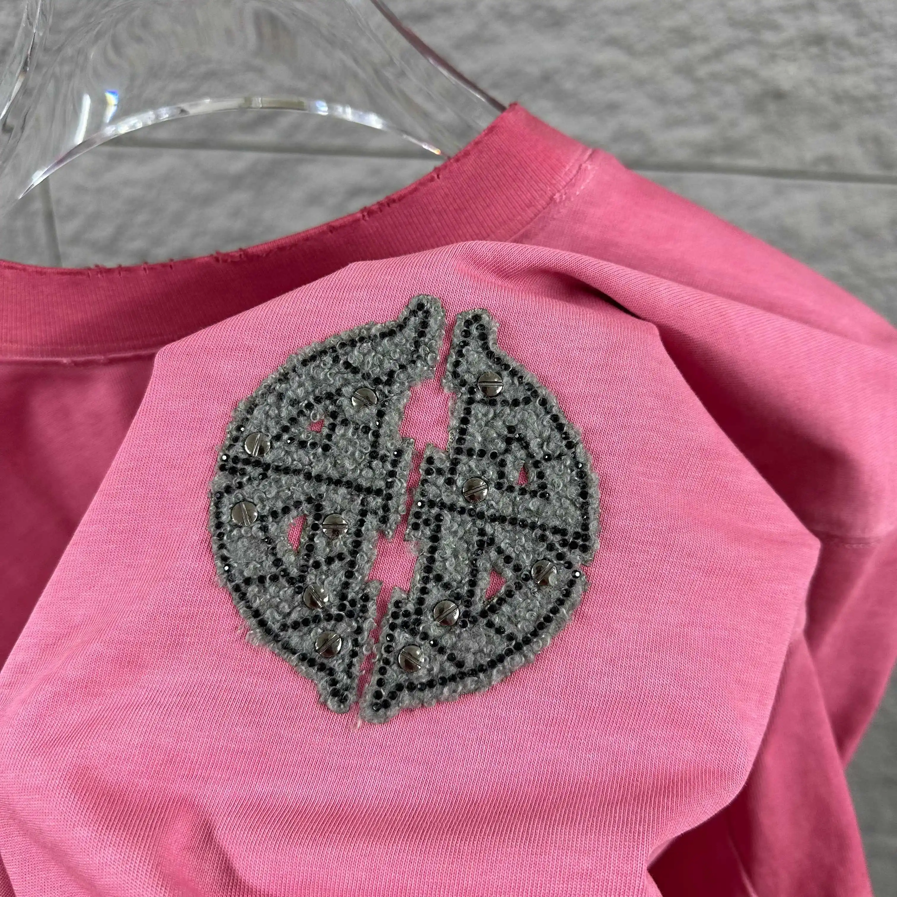 Distressed Rhinestone Logo Cotton T-Shirt D15012071 — view 3