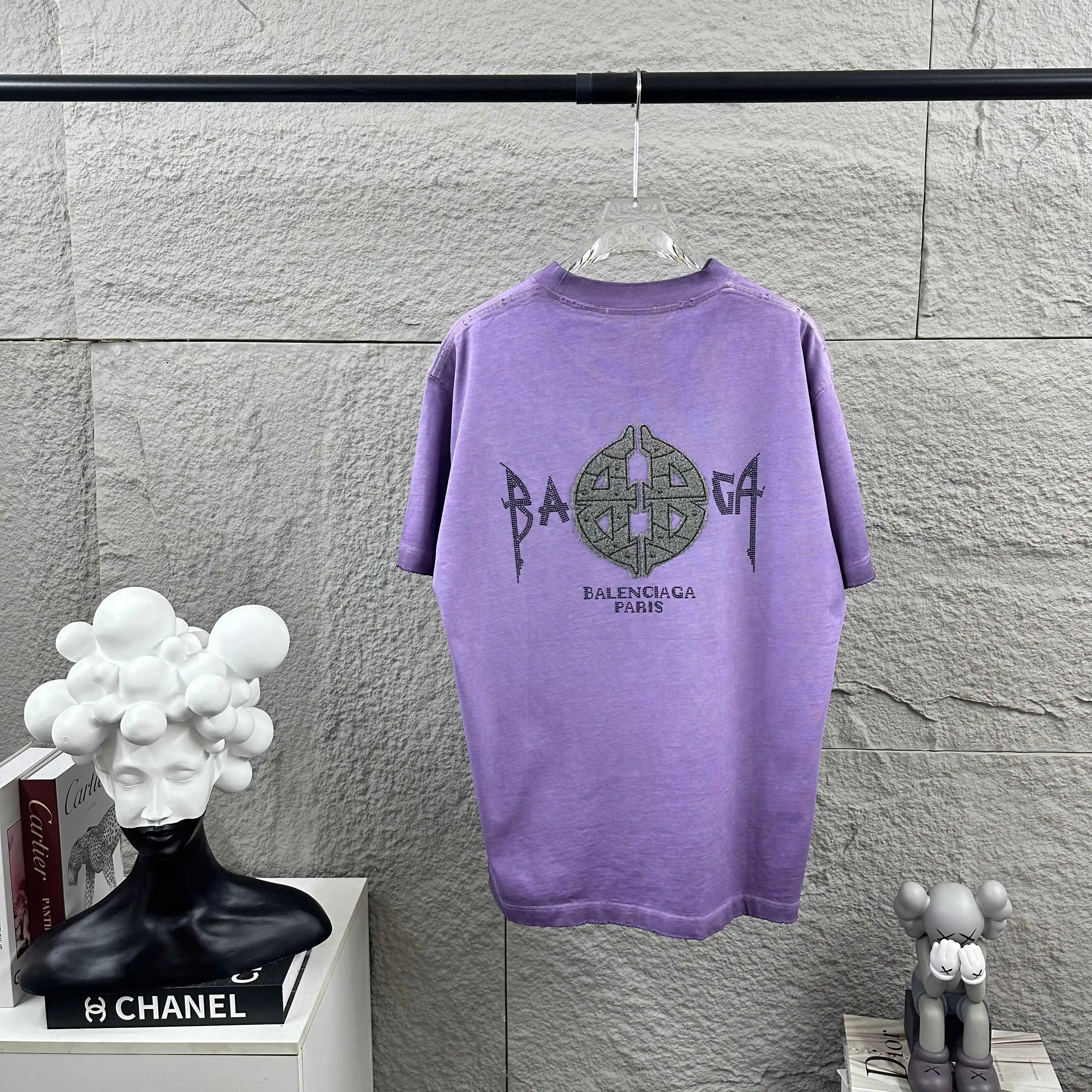 Distressed Rhinestone Logo Cotton T-Shirt D15012072