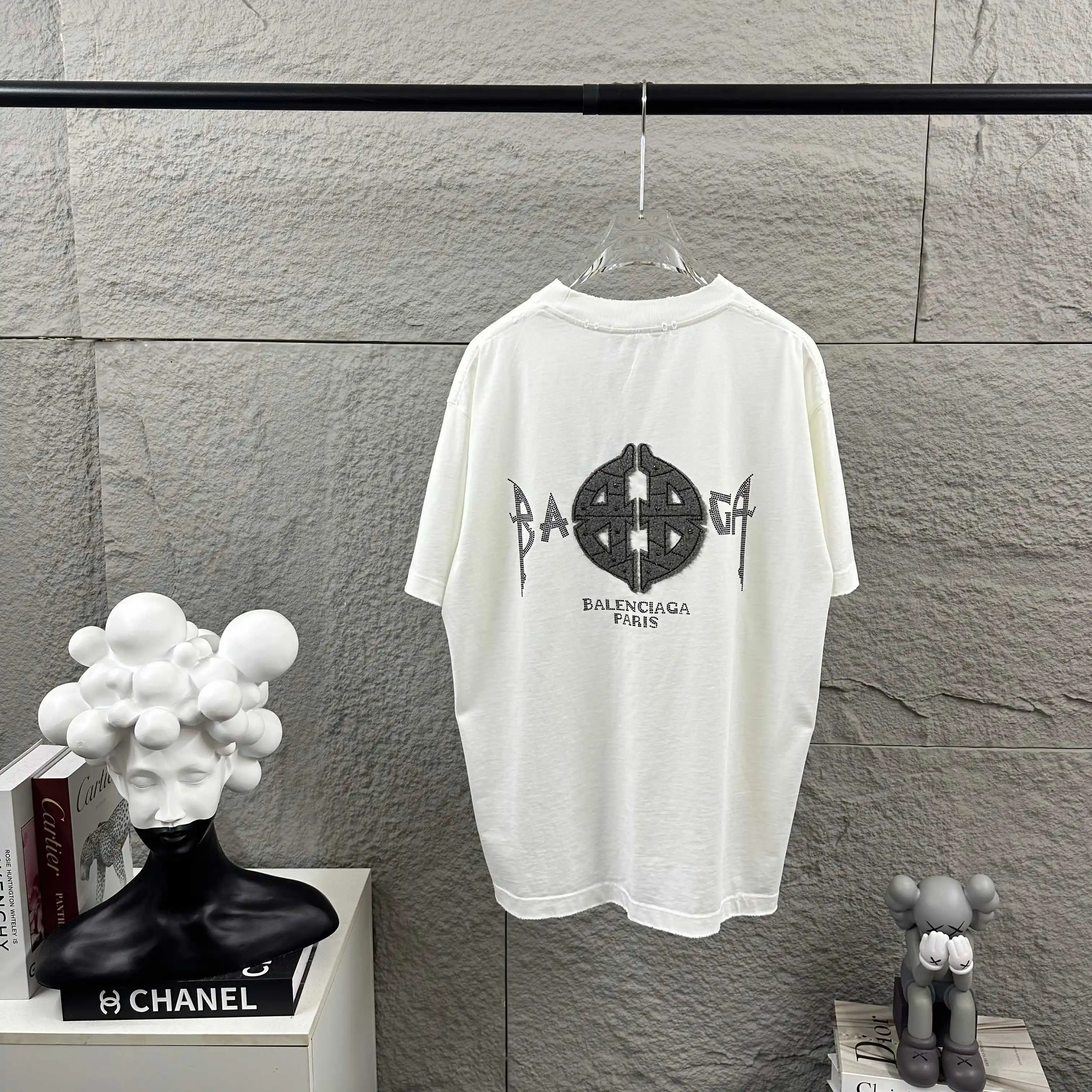 Distressed Rhinestone Logo Cotton T-Shirt D15012069
