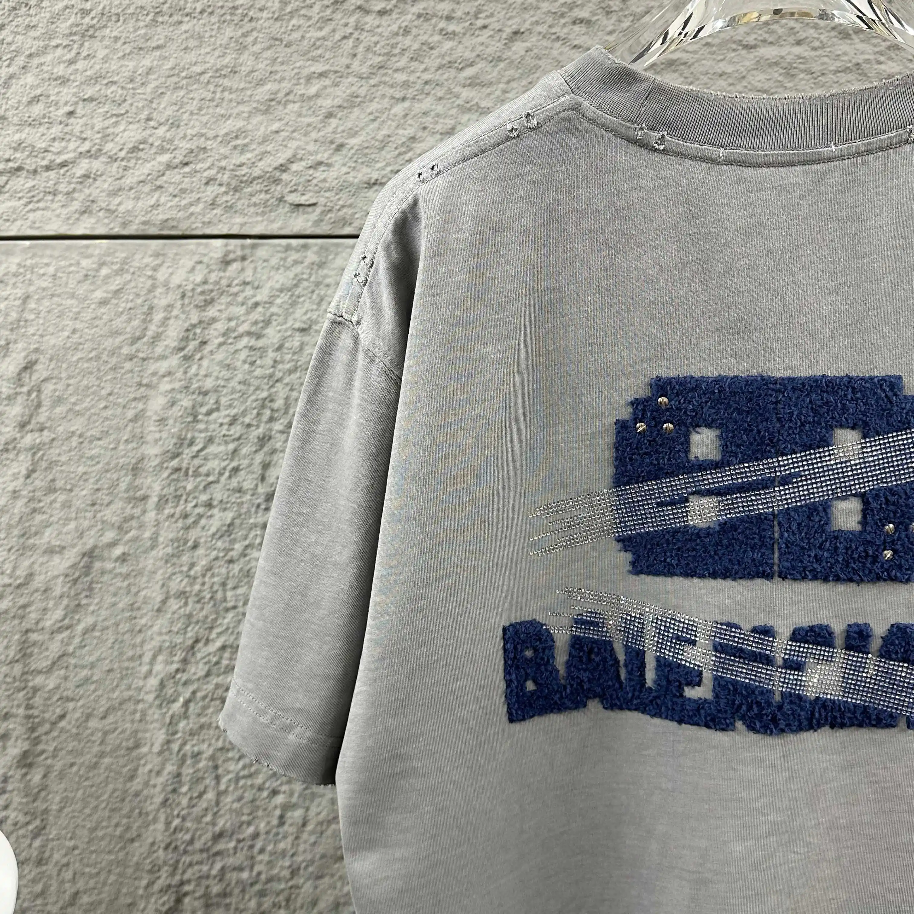 Distressed Logo Appliqué Cotton T-Shirt D15012068 — view 5