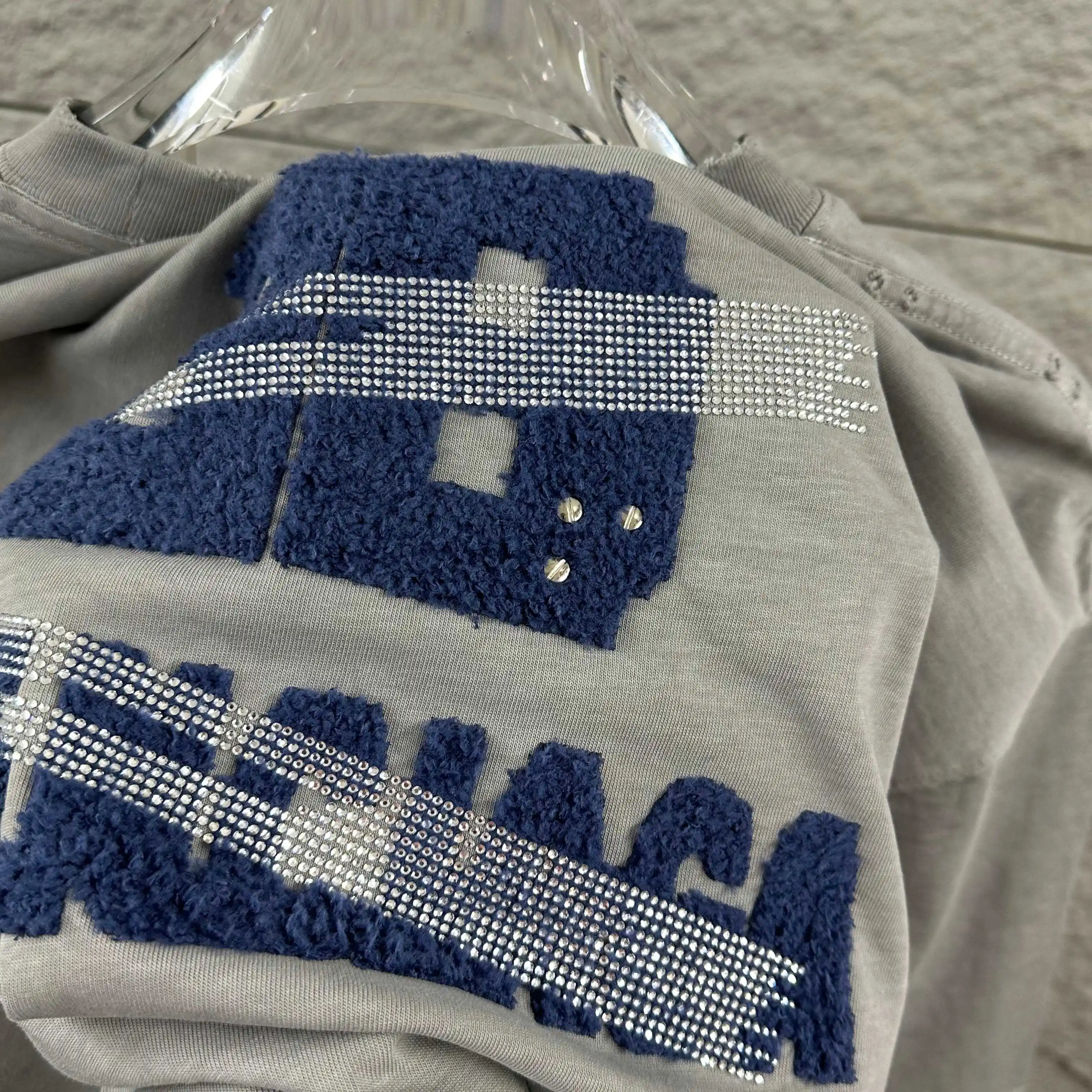 Distressed Logo Appliqué Cotton T-Shirt D15012068 — view 7