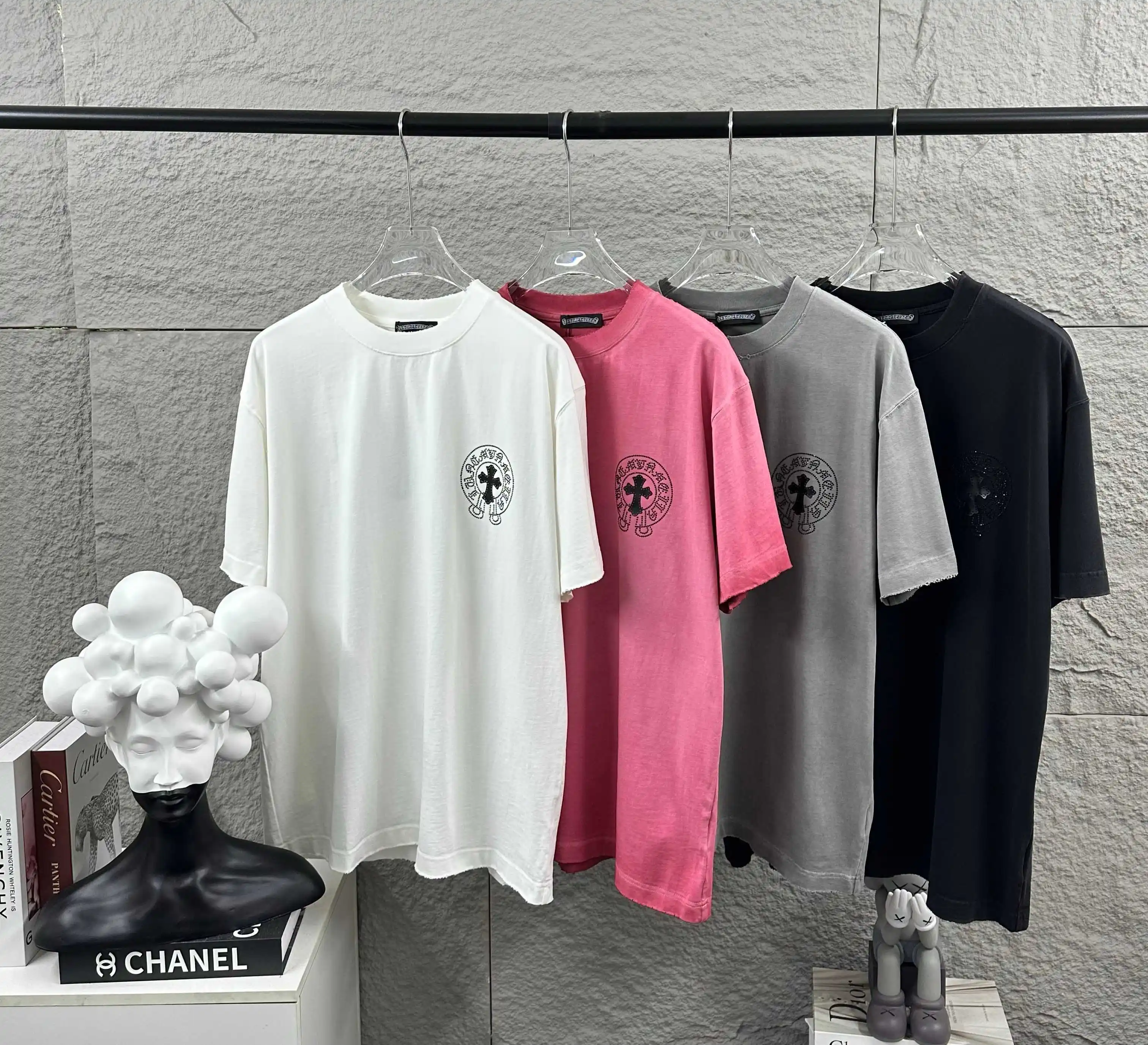 Rhinestone Embellished Distressed Cotton T-Shirt D15012092 — view 9