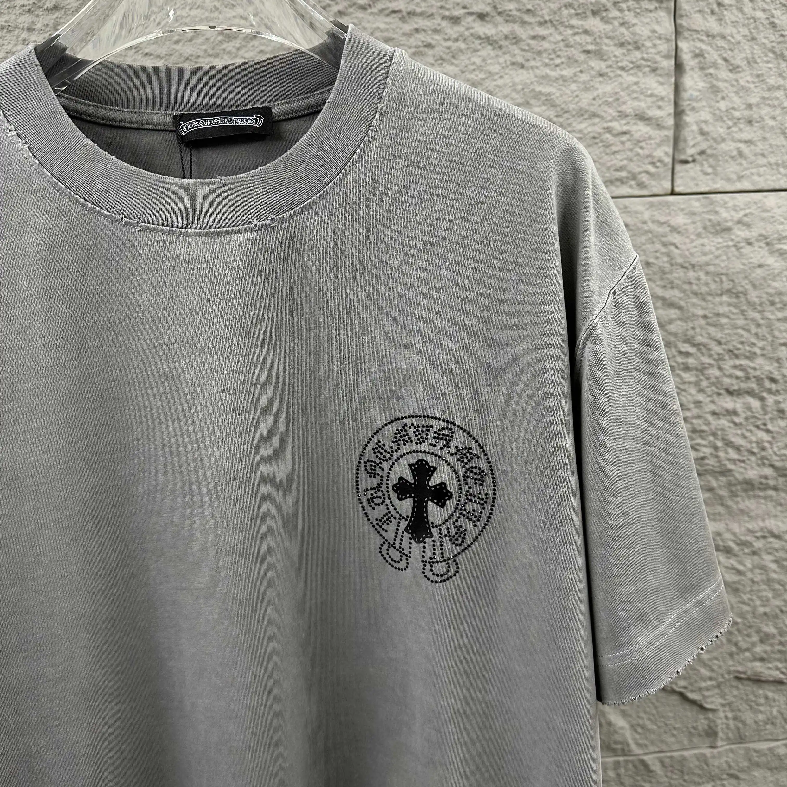 Embellished Distressed Cotton T-Shirt D15012094 — view 3