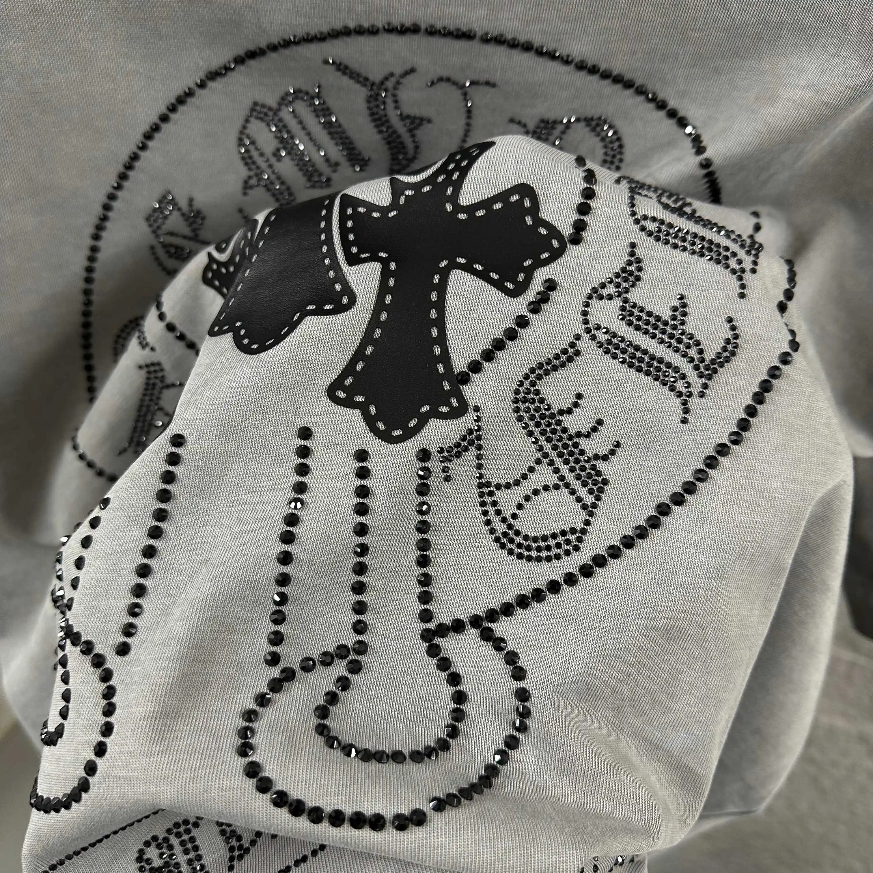 Embellished Distressed Cotton T-Shirt D15012094 — view 6