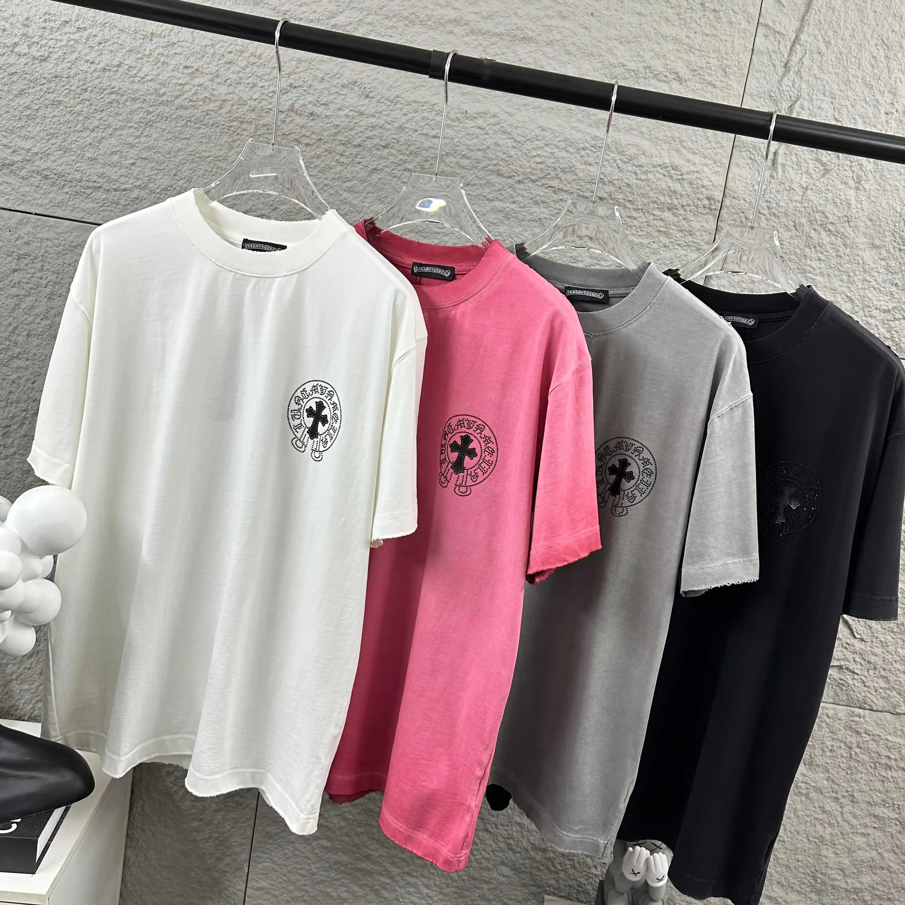 Embellished Distressed Cotton T-Shirt D15012094 — view 10