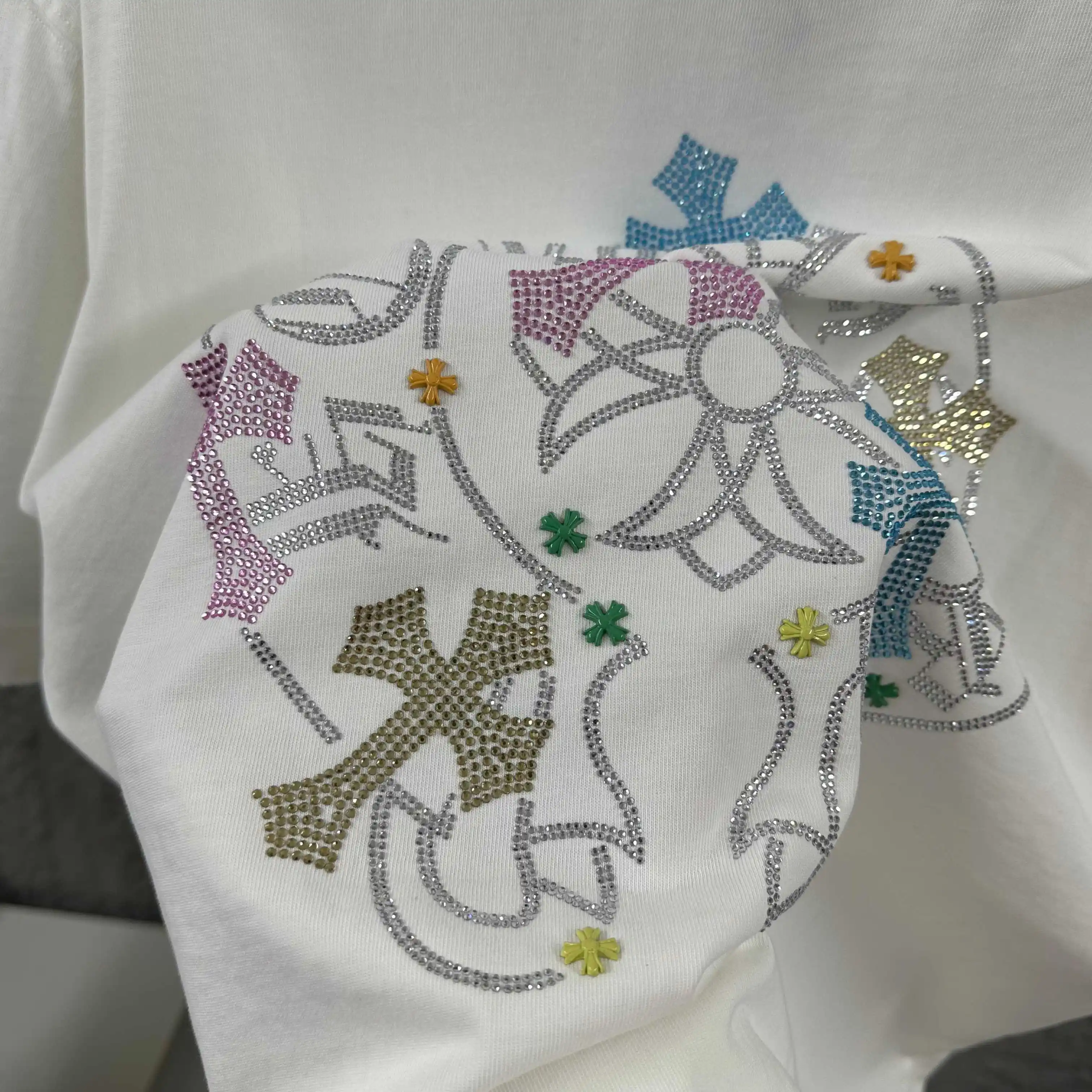 Rhinestone Embellished Distressed Cotton T-Shirt D15012073 — view 6