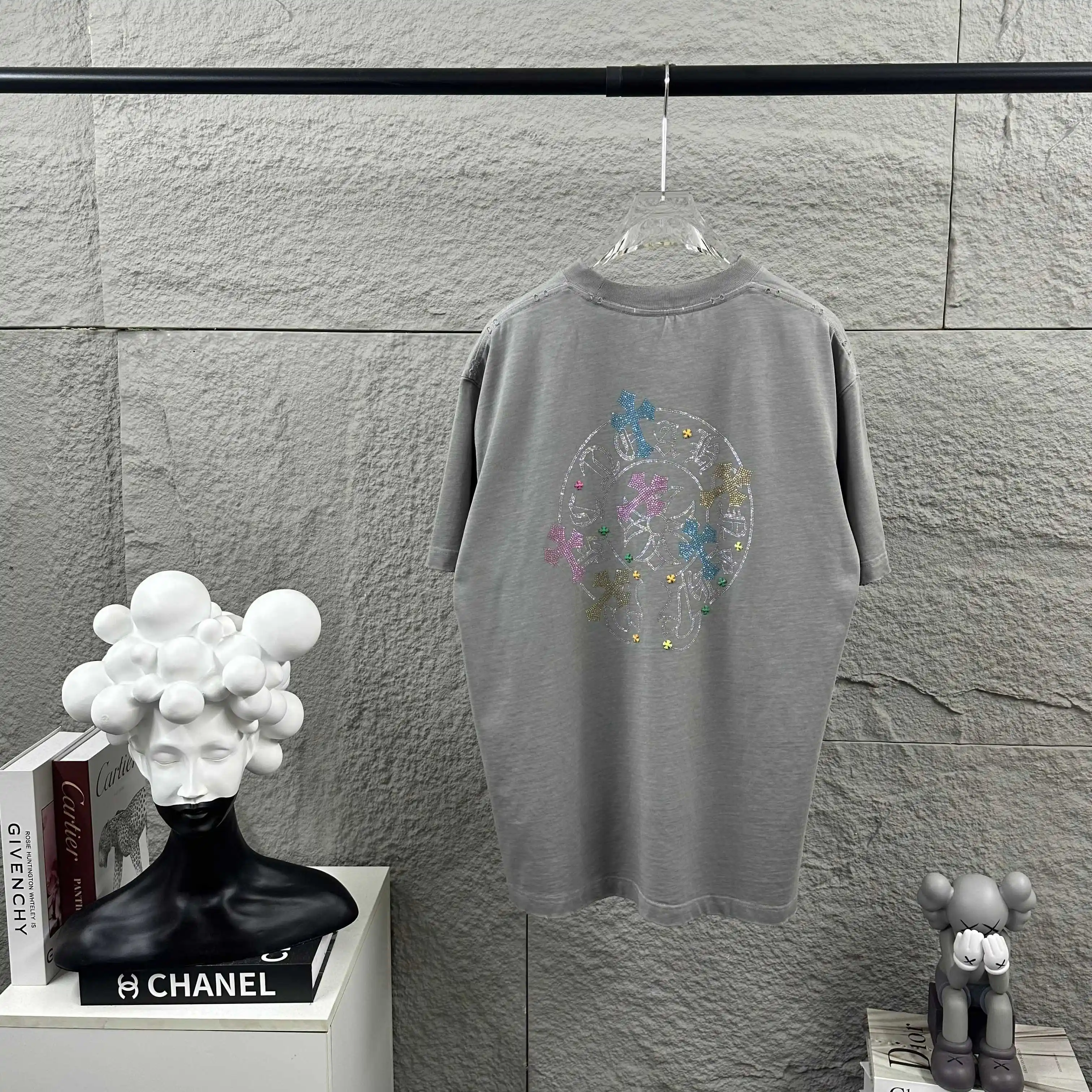 Rhinestone Embellished Distressed Cotton T-Shirt D15012074