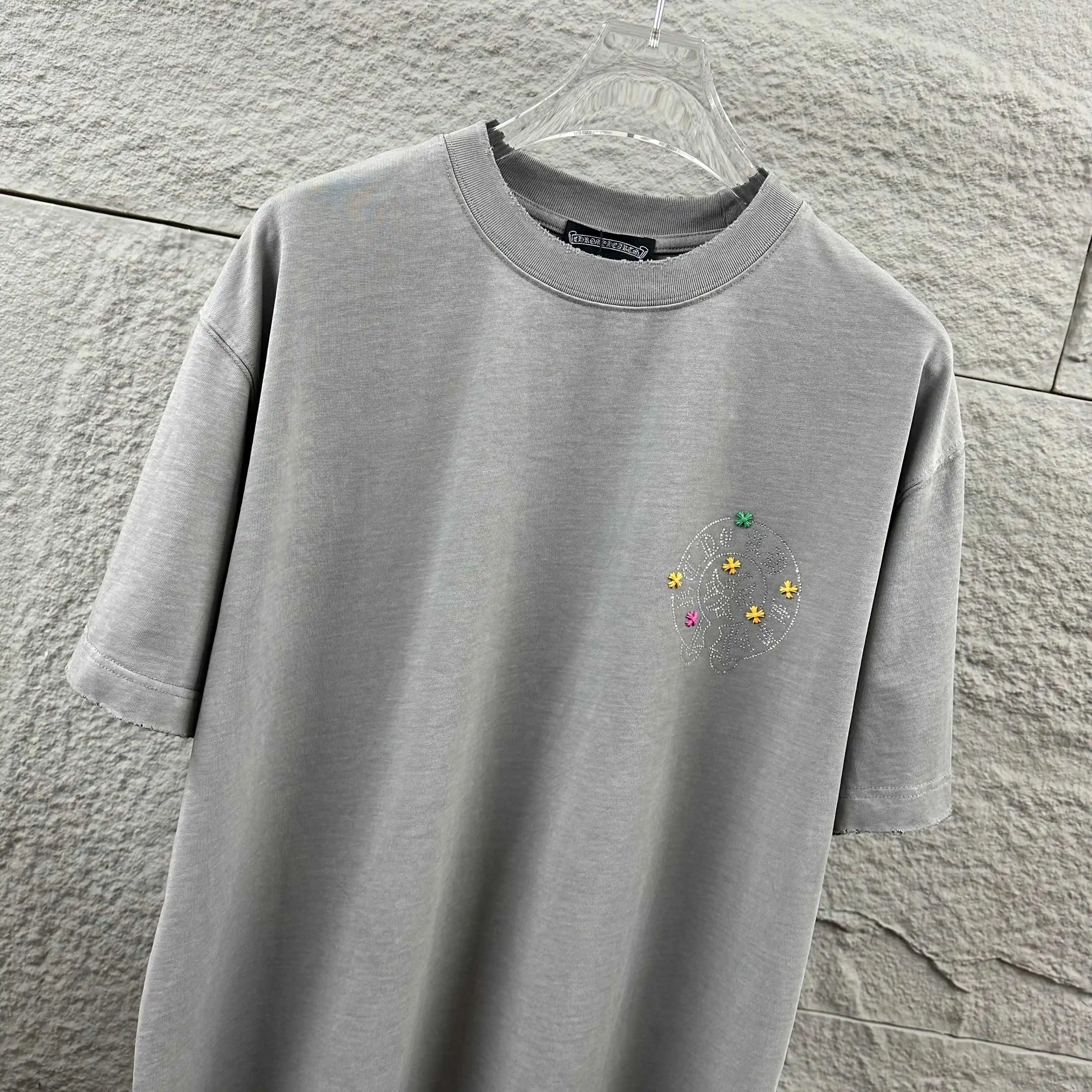 Rhinestone Embellished Distressed Cotton T-Shirt D15012074 — view 3