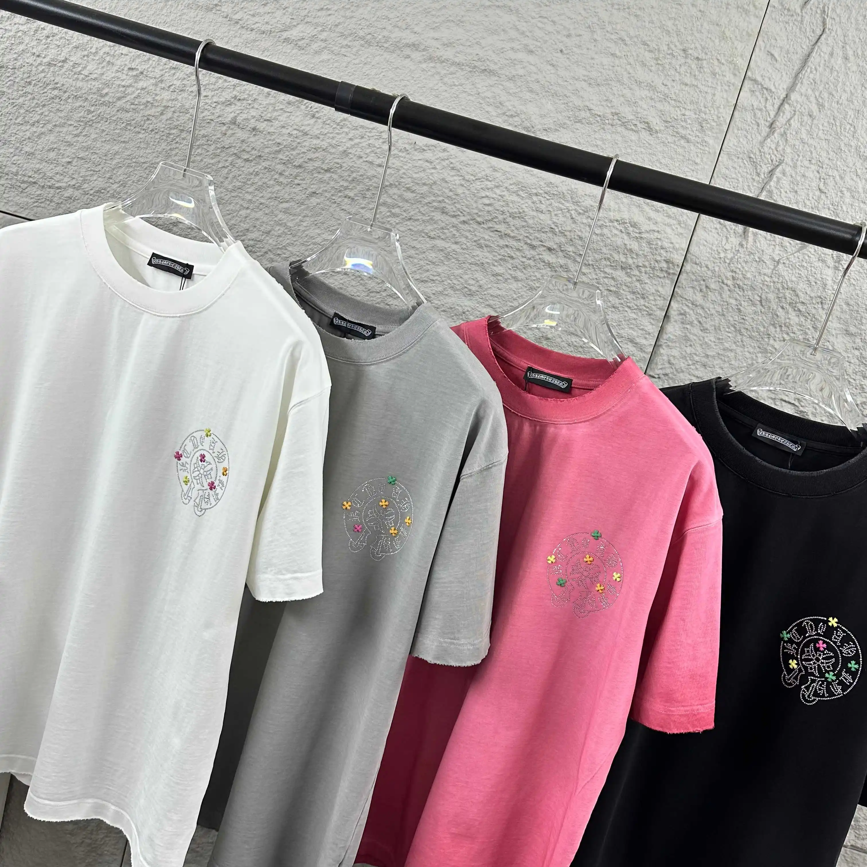 Rhinestone Horseshoe Logo Cotton T-Shirt D15012075 — view 5