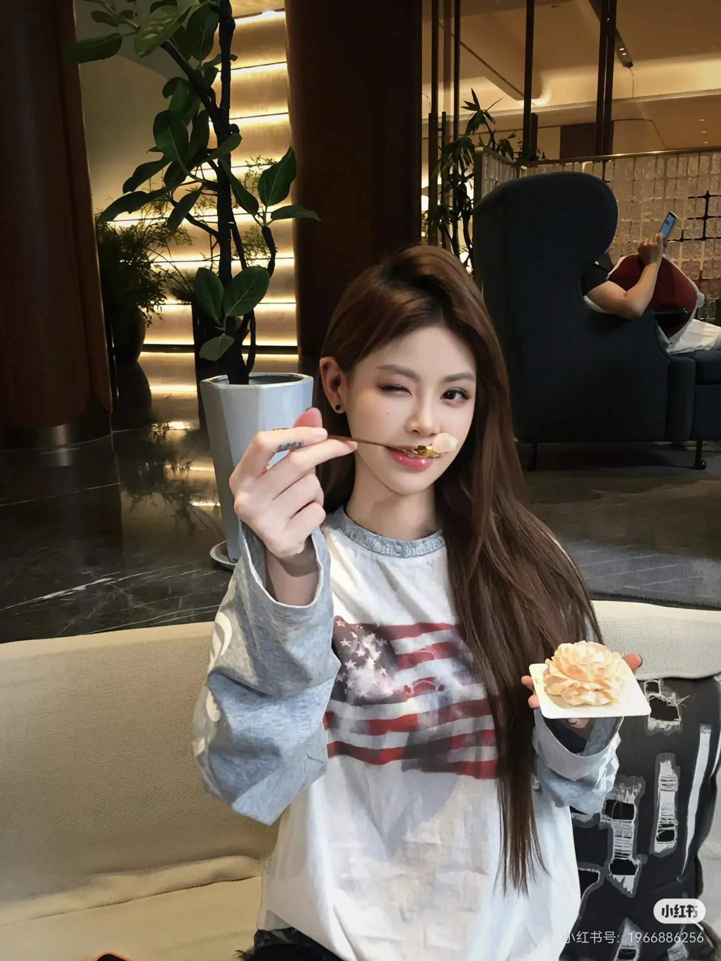 American Flag Print Raglan Long-Sleeve T-Shirt D15522466 — view 7