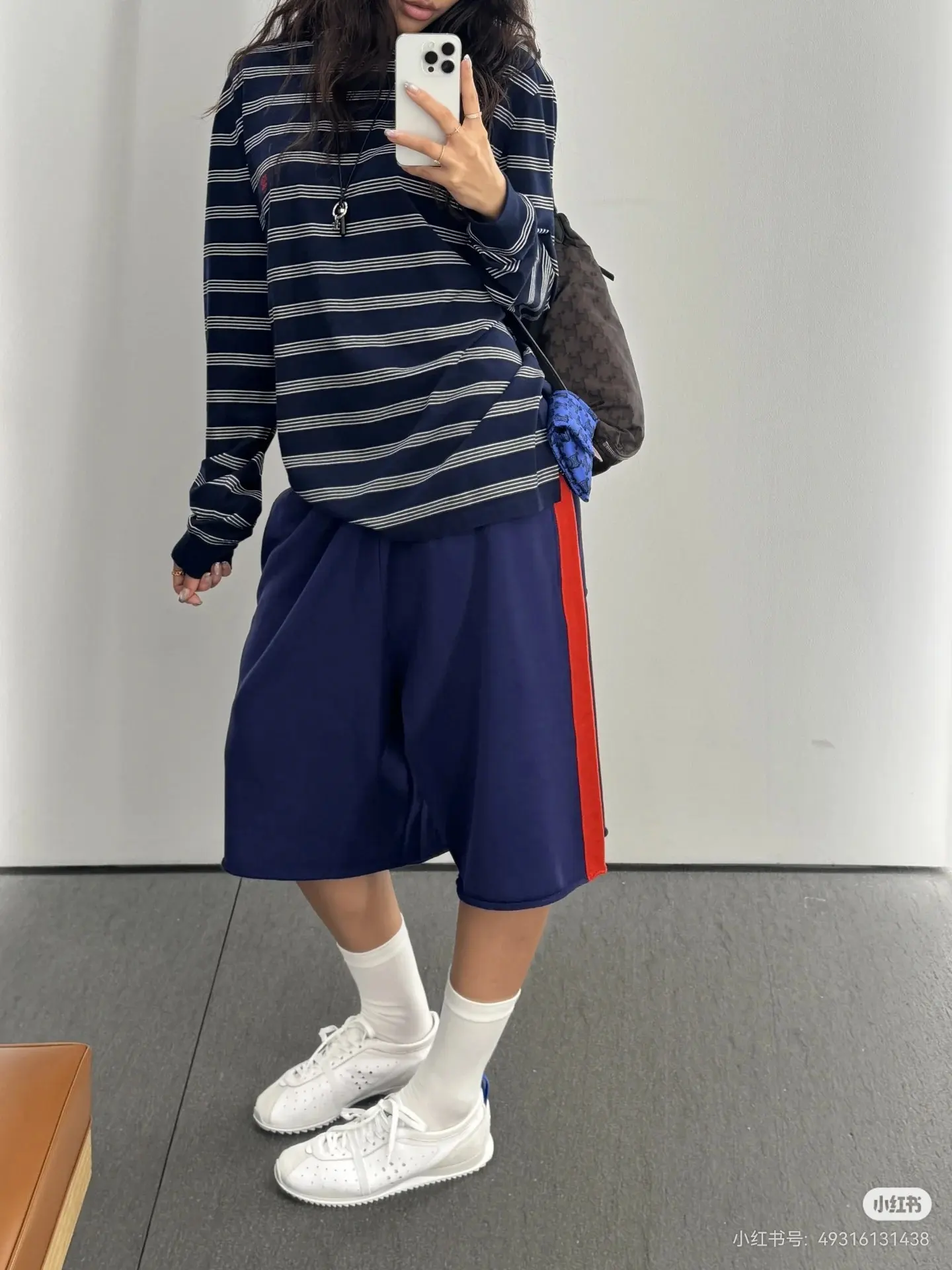 Triomphe Embroidered Striped Long-Sleeve T-Shirt D15522391 — view 6